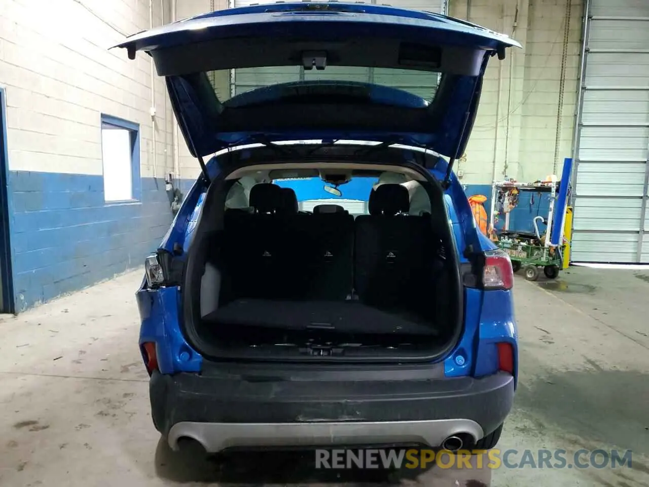 6 fotografías del automóvil dañado 1FMCU9G63LUC70073 FORD ESCAPE 2020