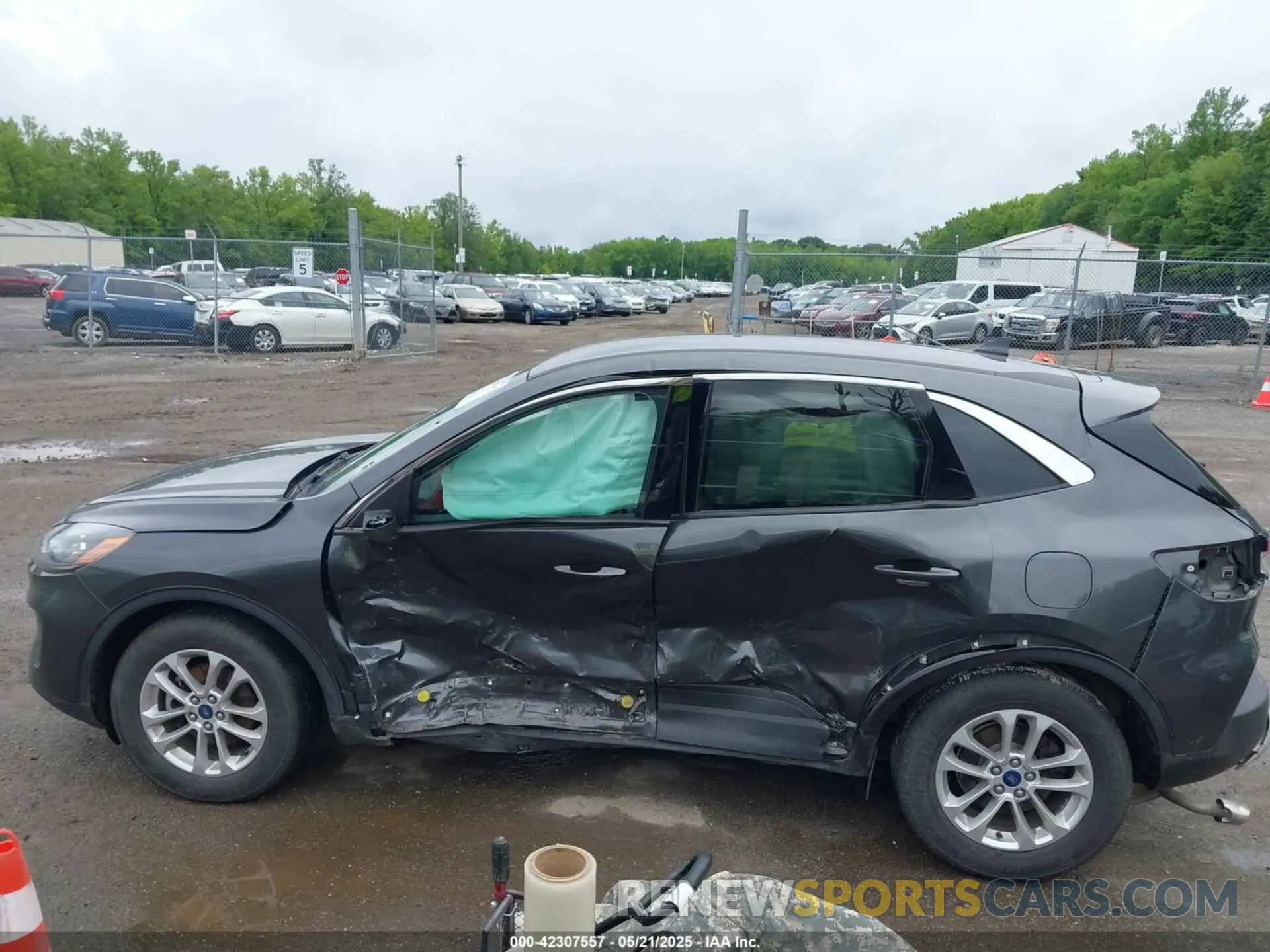 15 fotografías del automóvil dañado 1FMCU9G64LUA25167 FORD ESCAPE 2020