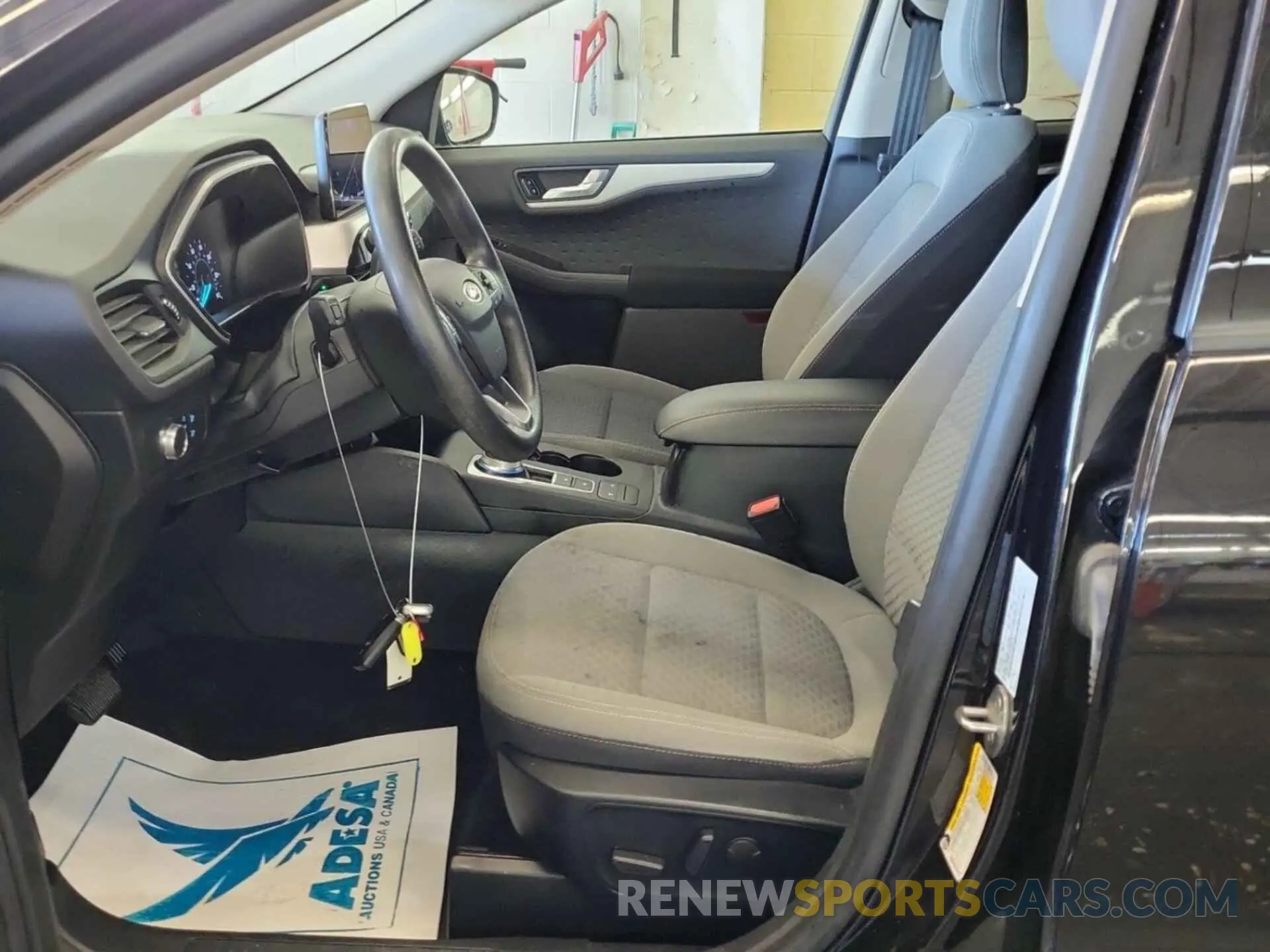 19 fotografías del automóvil dañado 1FMCU9G64LUA69878 FORD ESCAPE 2020