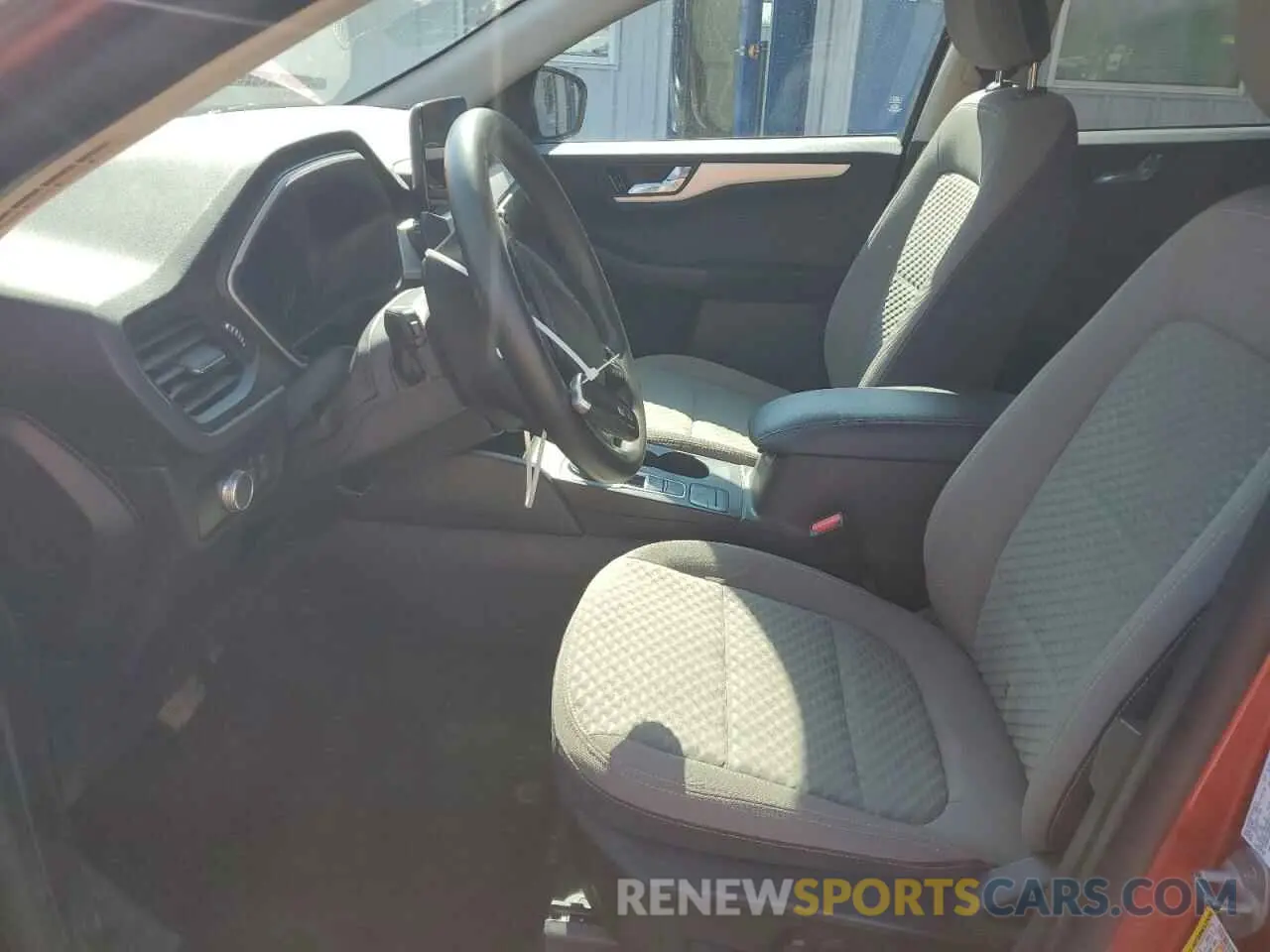 7 fotografías del automóvil dañado 1FMCU9G64LUA71632 FORD ESCAPE 2020