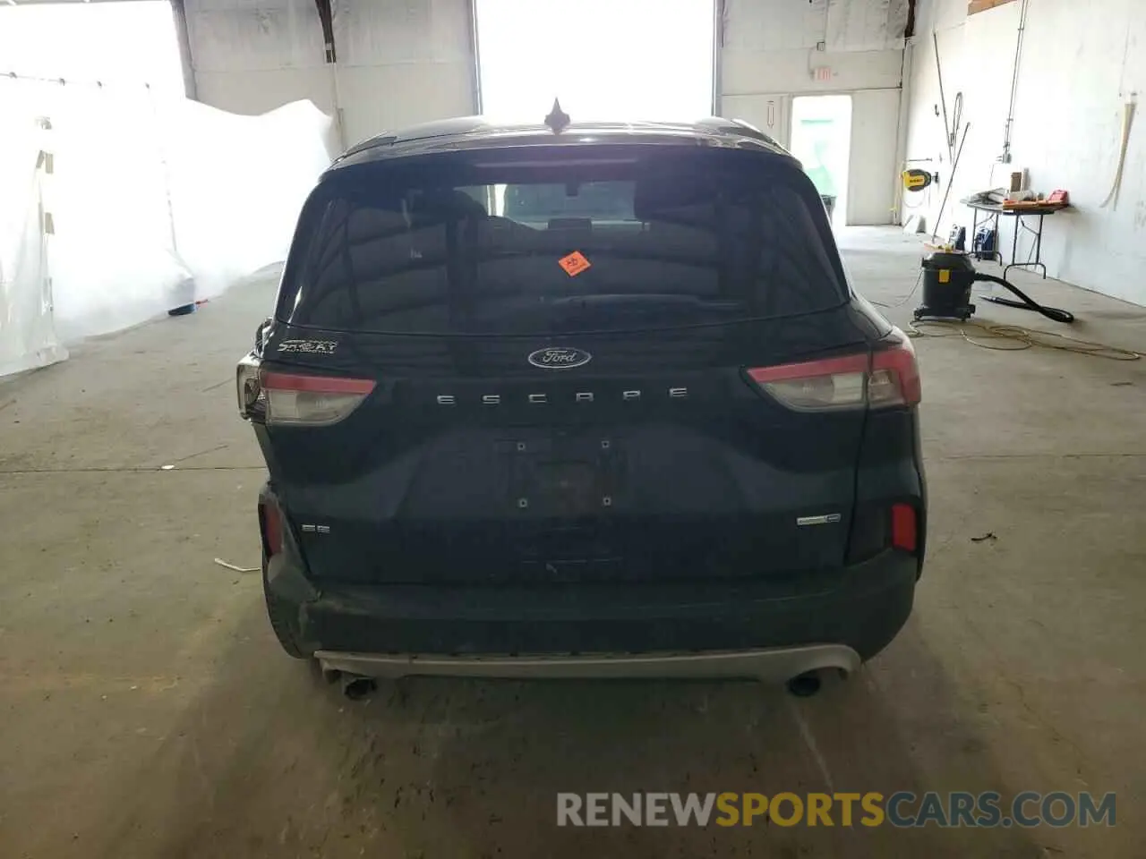 6 fotografías del automóvil dañado 1FMCU9G64LUA73381 FORD ESCAPE 2020