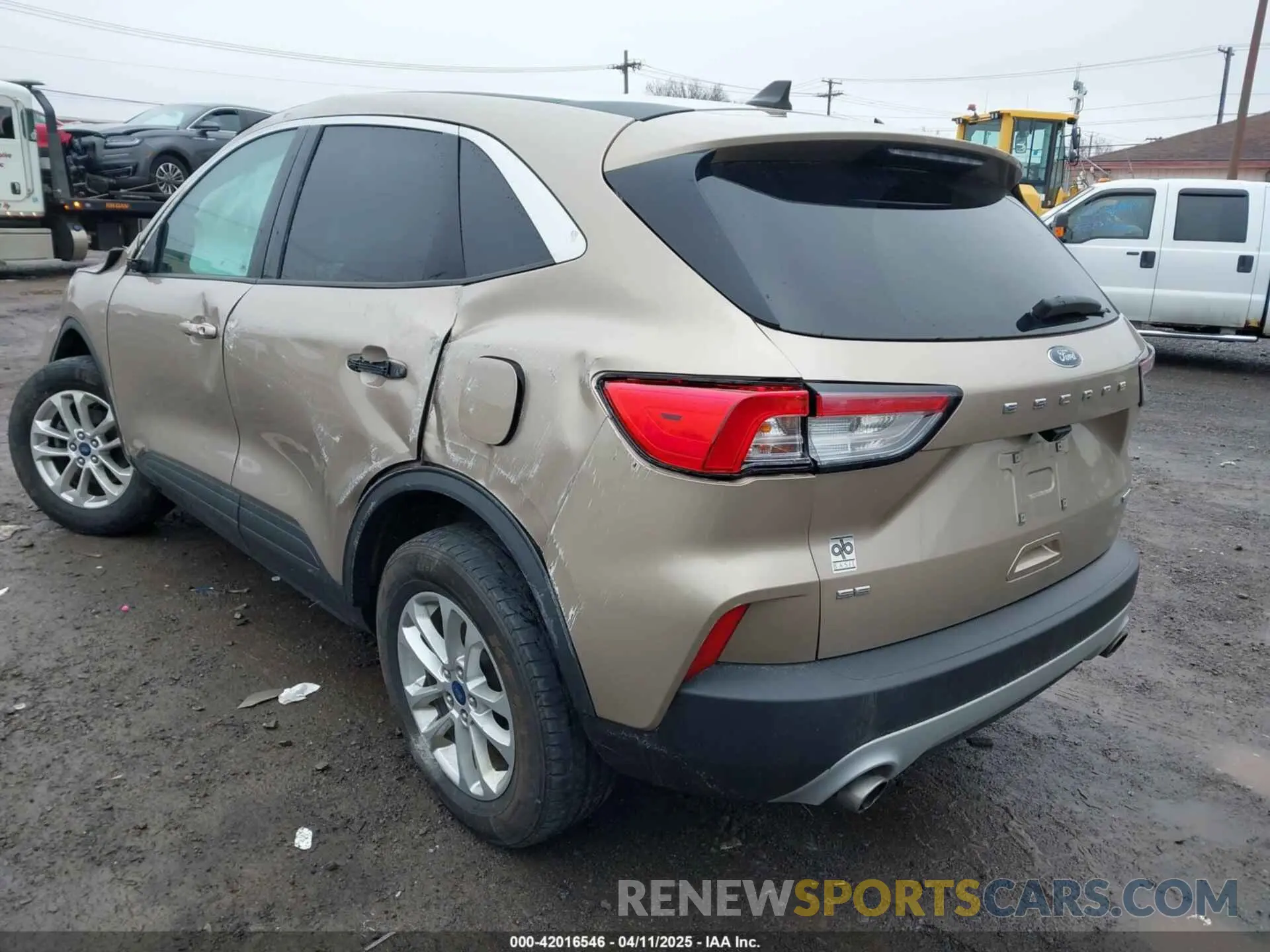 3 fotografías del automóvil dañado 1FMCU9G64LUA98197 FORD ESCAPE 2020