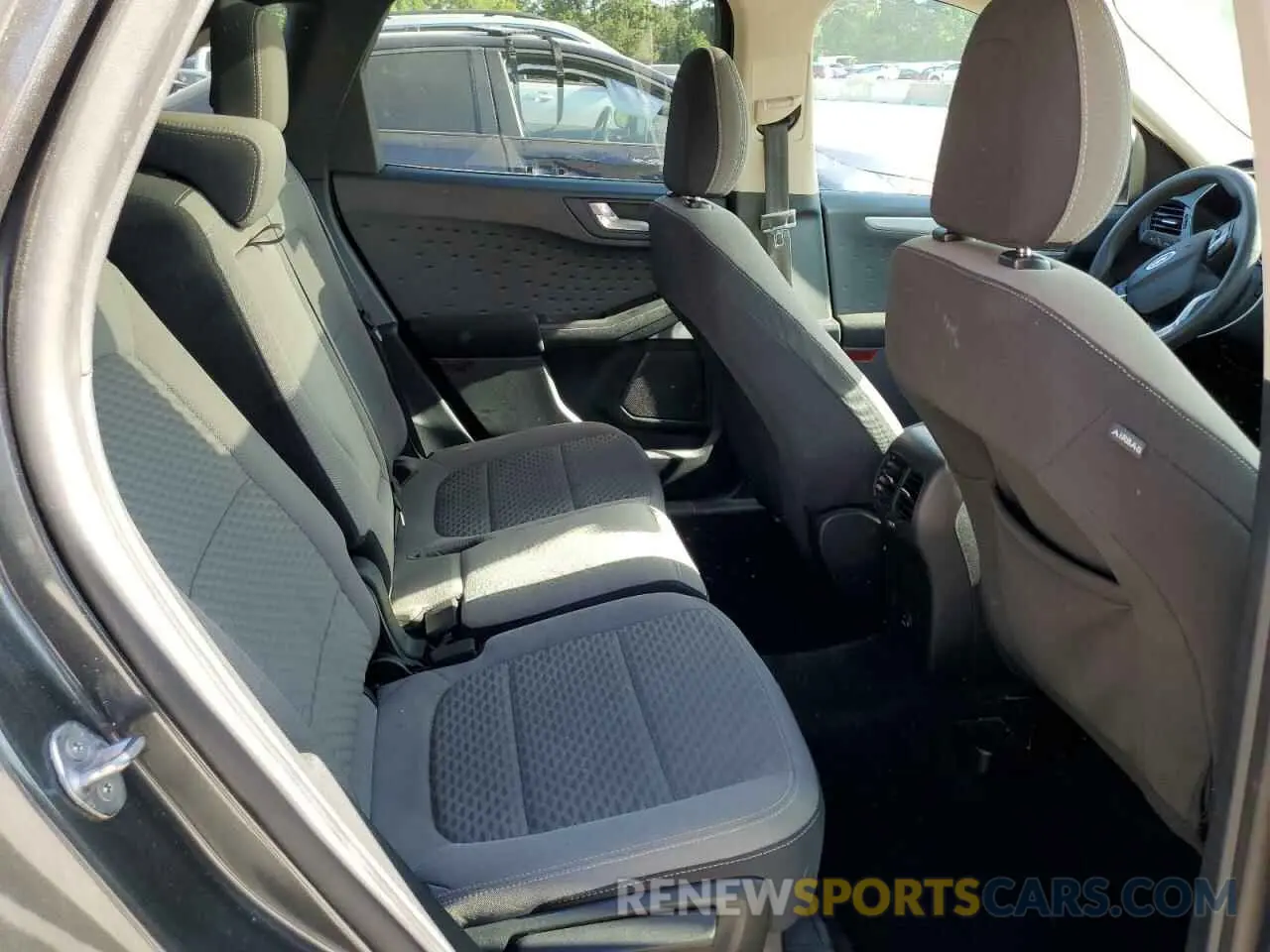 11 fotografías del automóvil dañado 1FMCU9G64LUB22983 FORD ESCAPE 2020