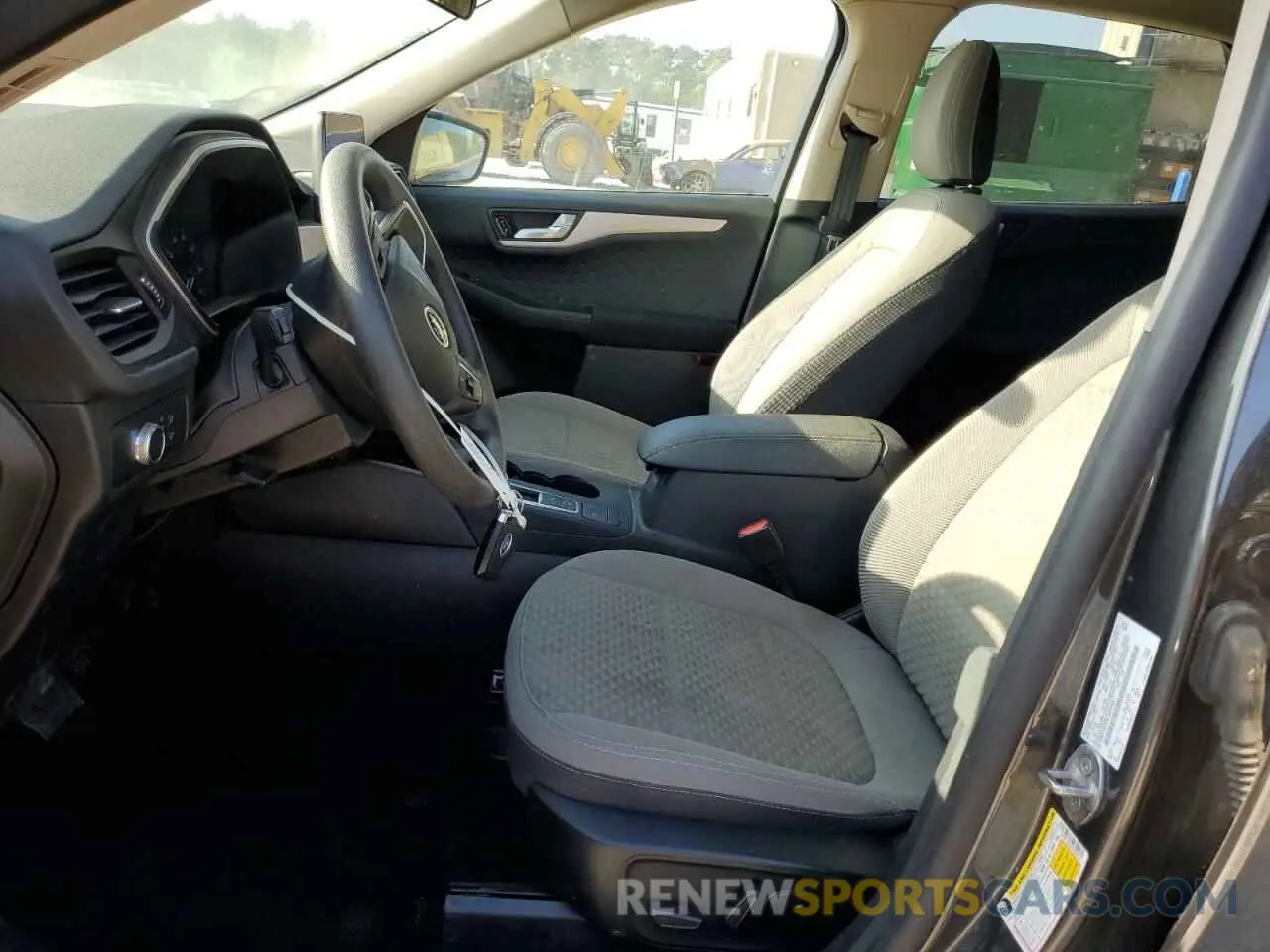 7 fotografías del automóvil dañado 1FMCU9G64LUB22983 FORD ESCAPE 2020