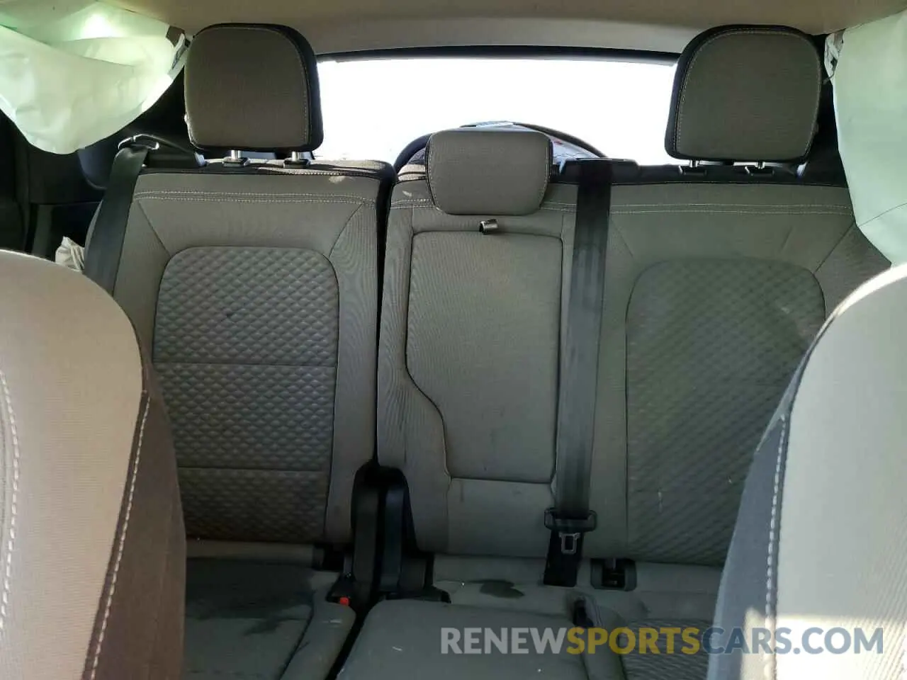 10 fotografías del automóvil dañado 1FMCU9G64LUB64716 FORD ESCAPE 2020