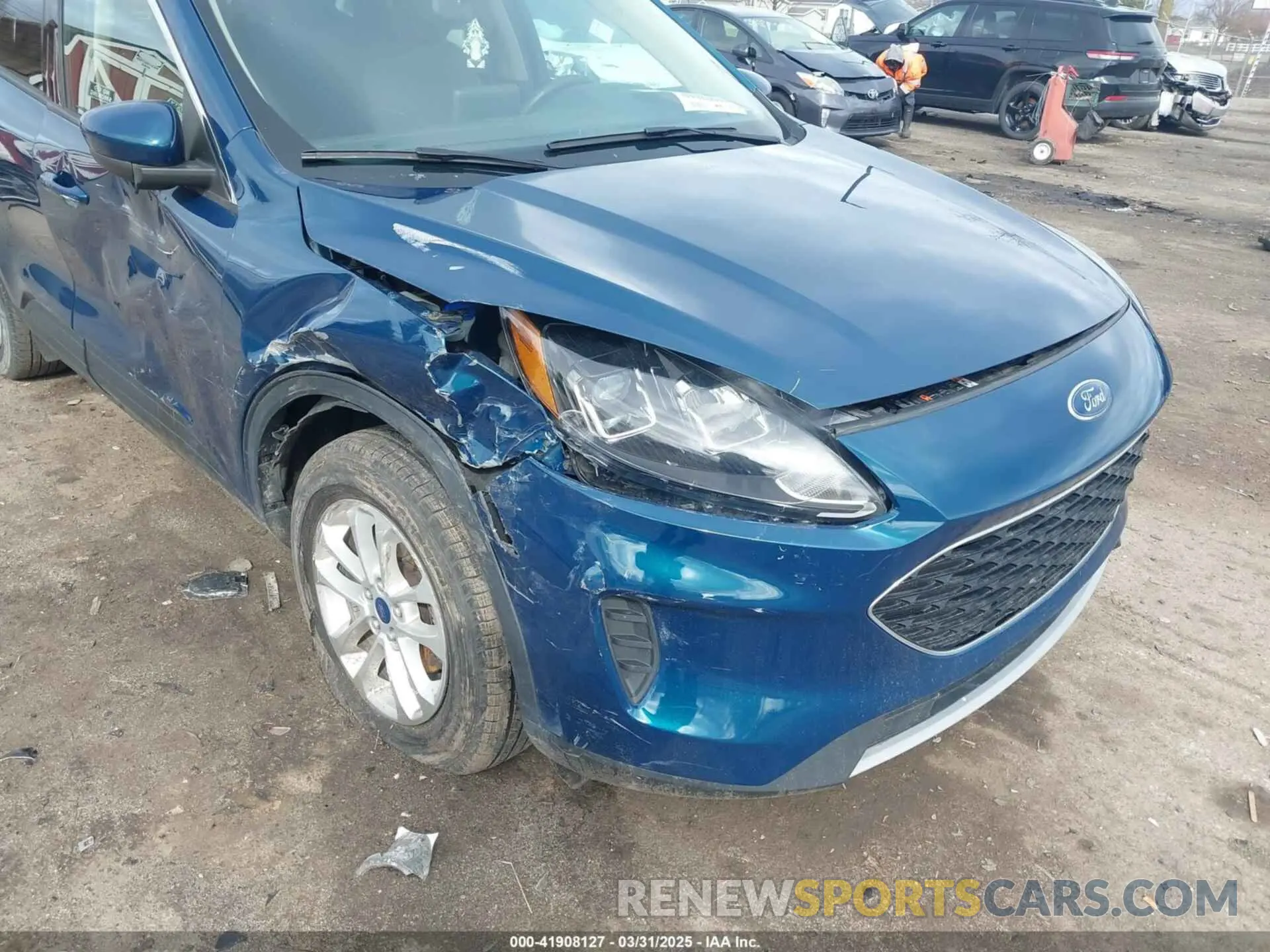 6 fotografías del automóvil dañado 1FMCU9G64LUC50432 FORD ESCAPE 2020