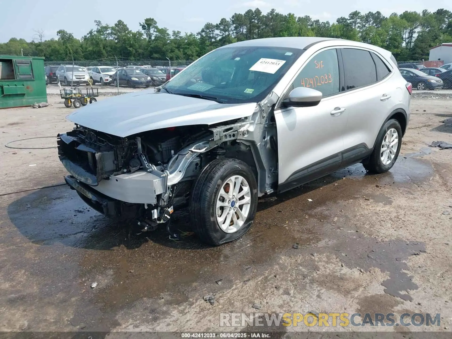 2 fotografías del automóvil dañado 1FMCU9G64LUC57090 FORD ESCAPE 2020