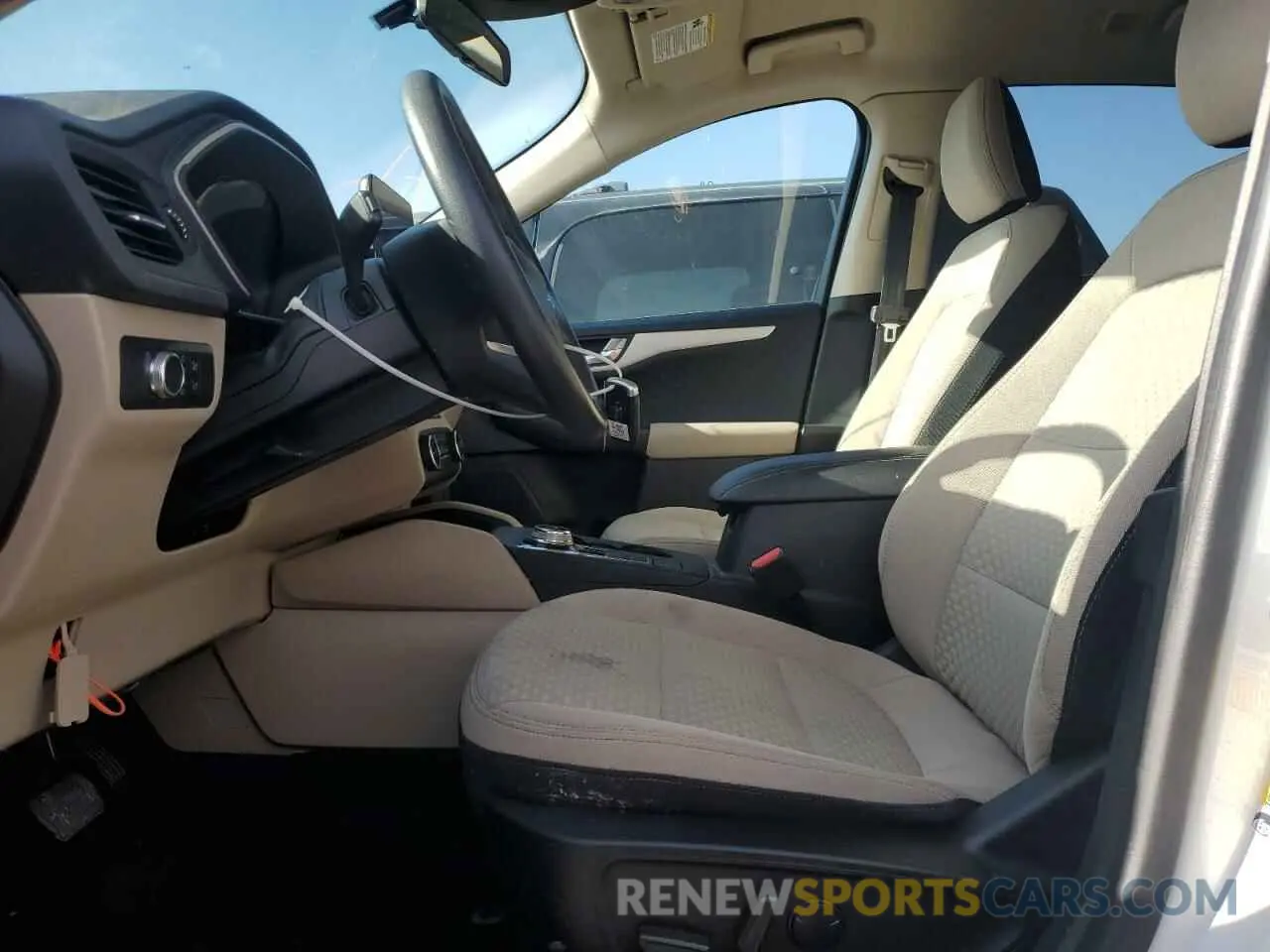 7 fotografías del automóvil dañado 1FMCU9G65LUA30619 FORD ESCAPE 2020