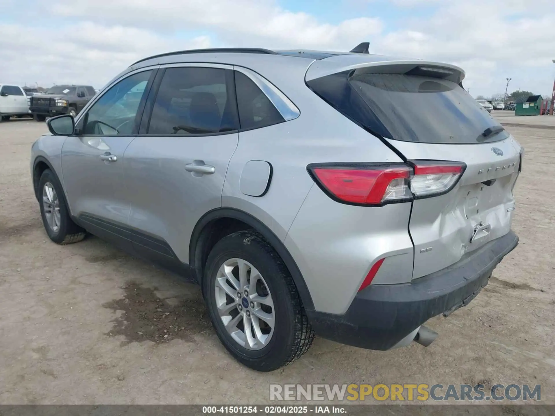 3 fotografías del automóvil dañado 1FMCU9G65LUB23480 FORD ESCAPE 2020