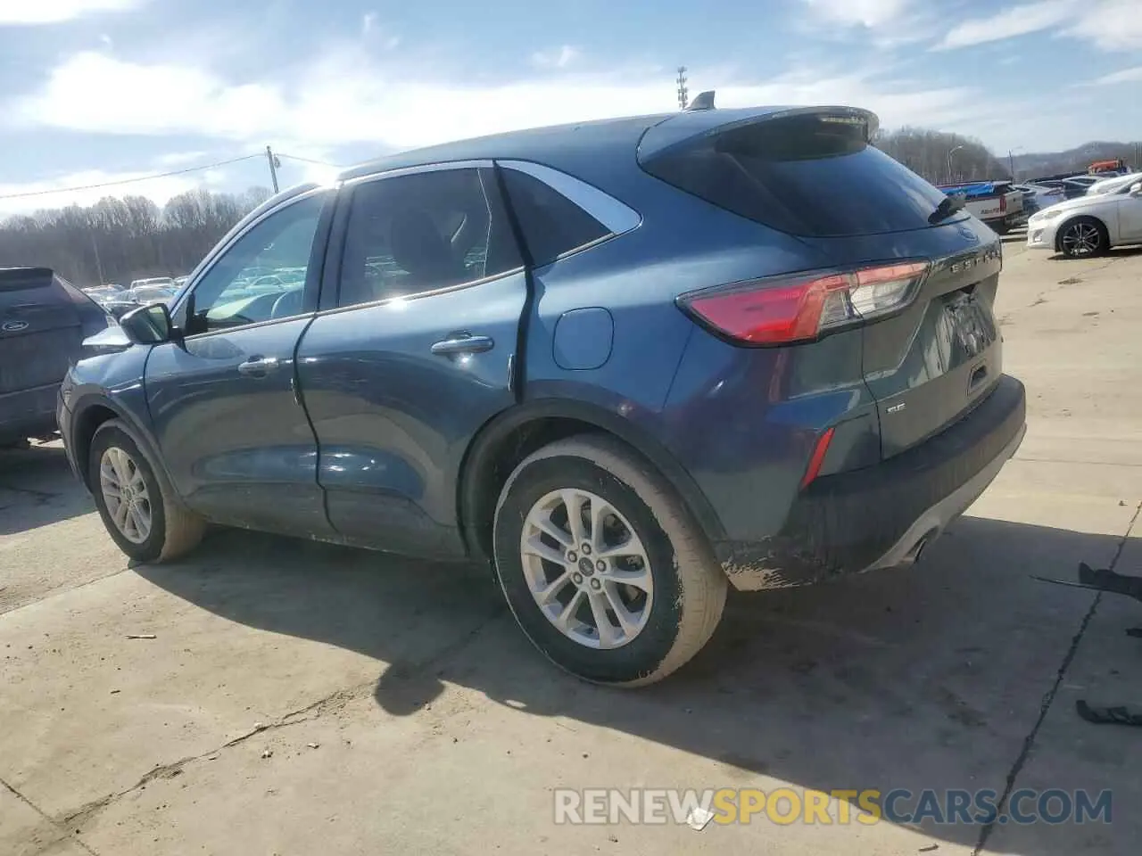 2 fotografías del automóvil dañado 1FMCU9G65LUC26124 FORD ESCAPE 2020