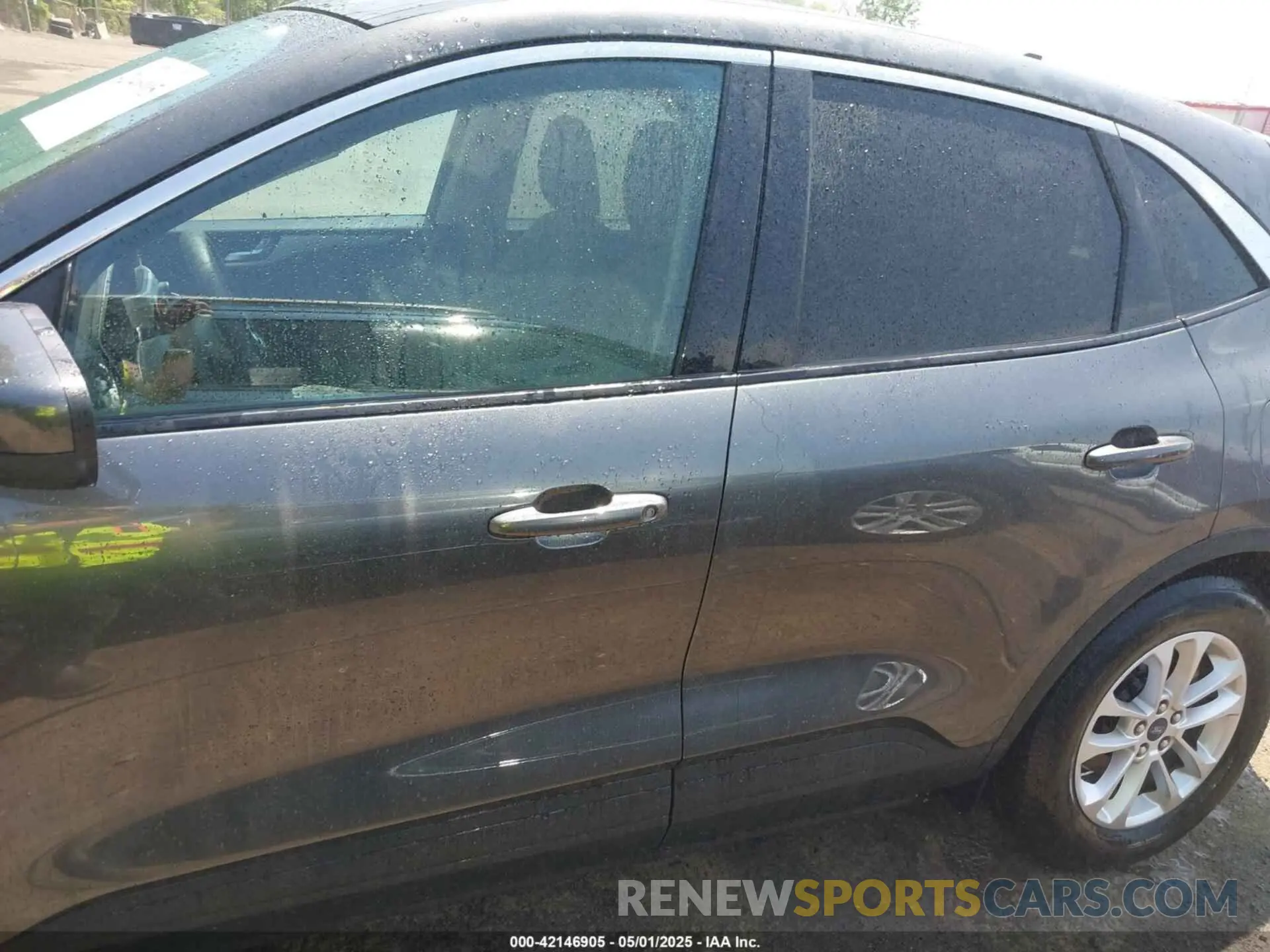 14 fotografías del automóvil dañado 1FMCU9G66LUA94684 FORD ESCAPE 2020
