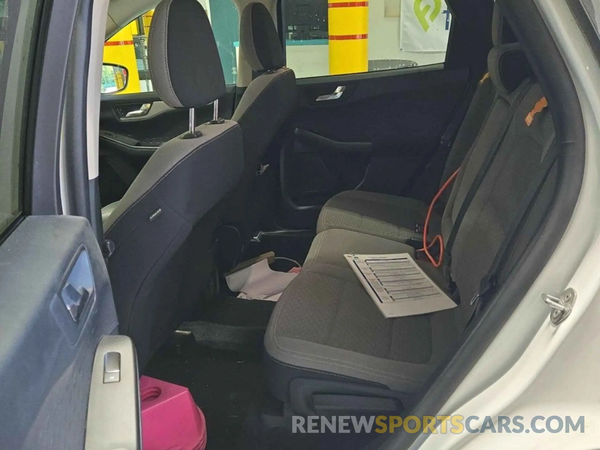 23 fotografías del automóvil dañado 1FMCU9G66LUB14805 FORD ESCAPE 2020