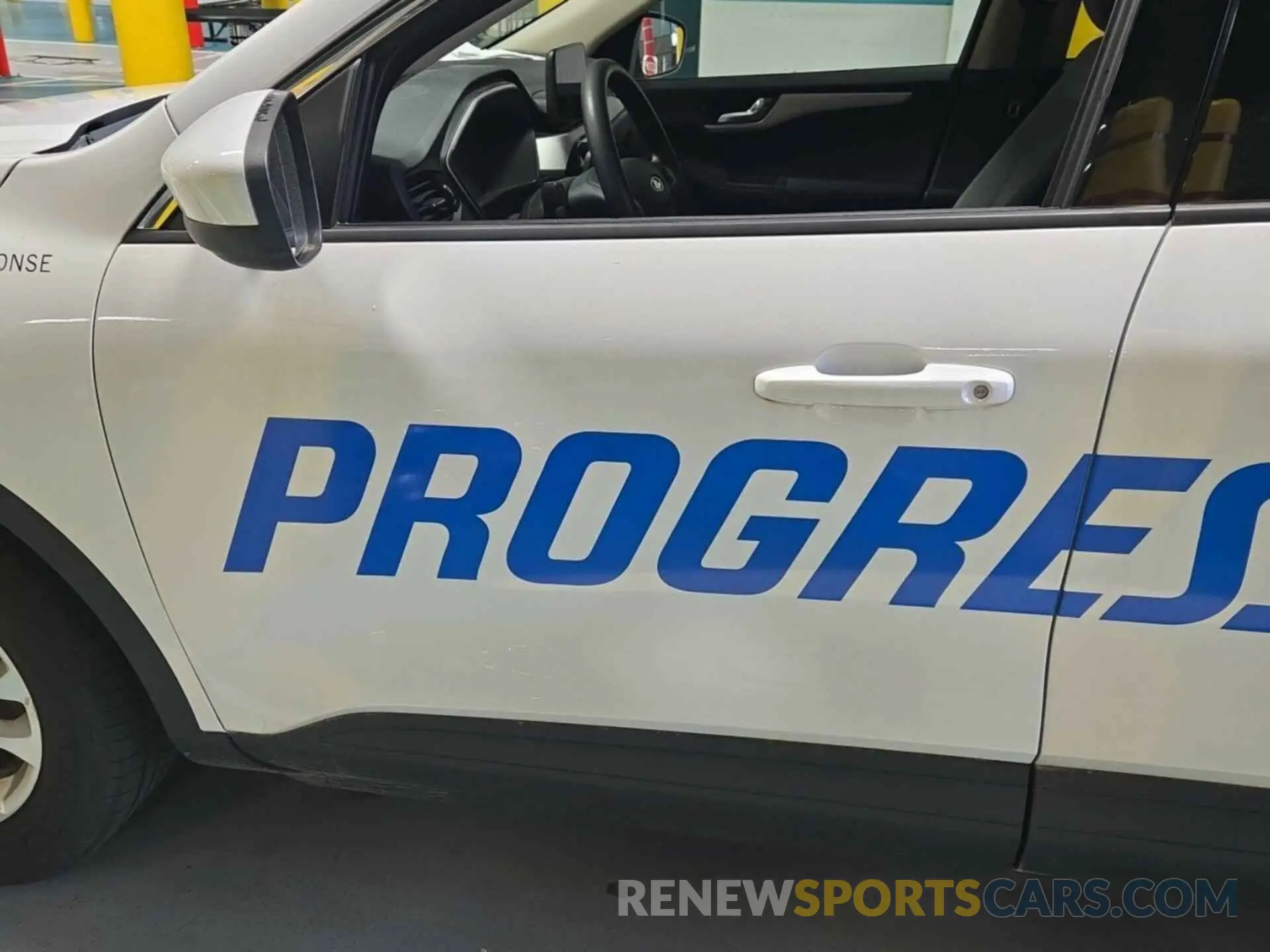 26 fotografías del automóvil dañado 1FMCU9G66LUB14805 FORD ESCAPE 2020