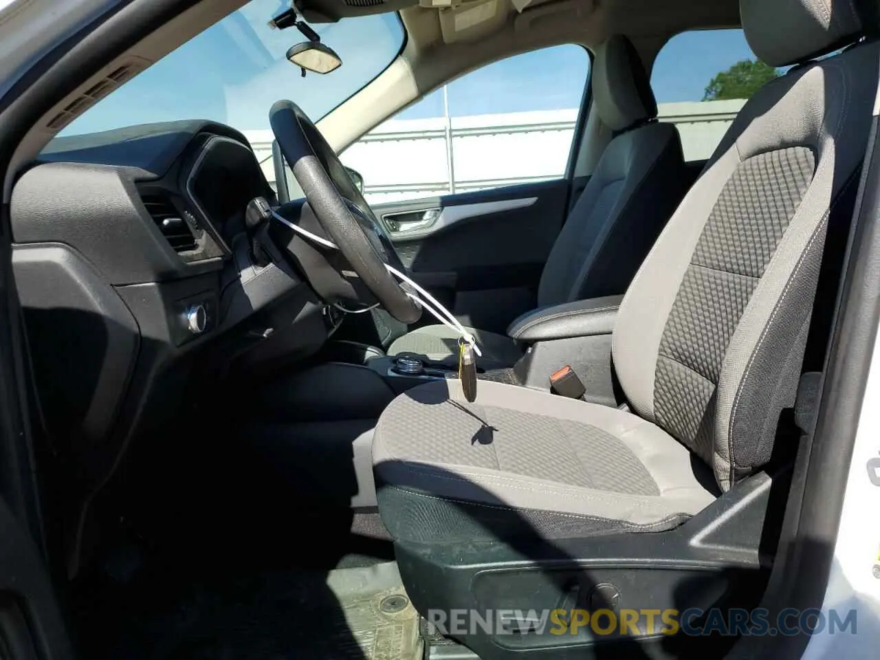 7 fotografías del automóvil dañado 1FMCU9G66LUB22595 FORD ESCAPE 2020