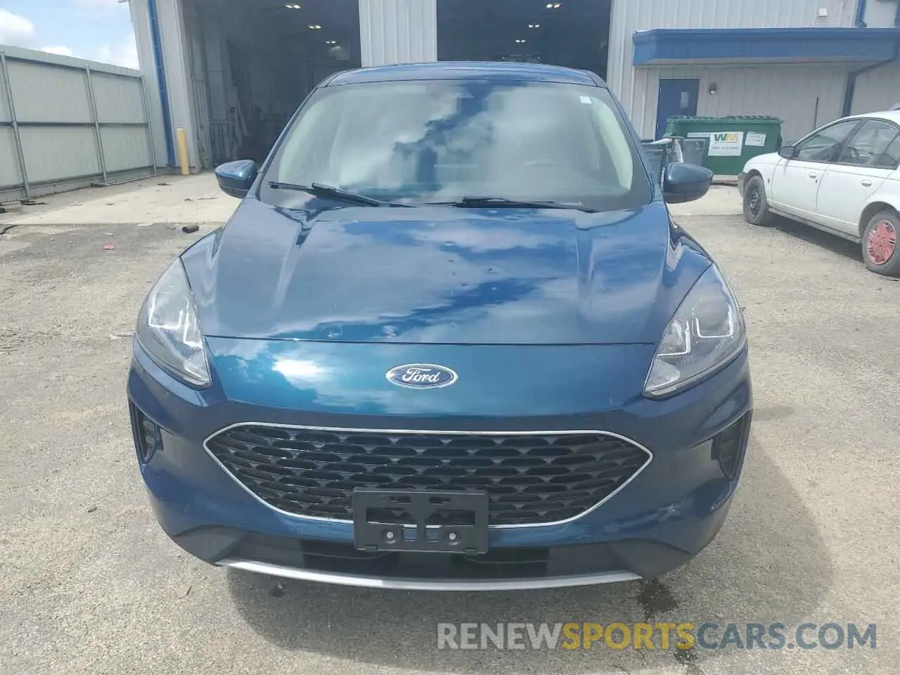 5 fotografías del automóvil dañado 1FMCU9G66LUC12927 FORD ESCAPE 2020
