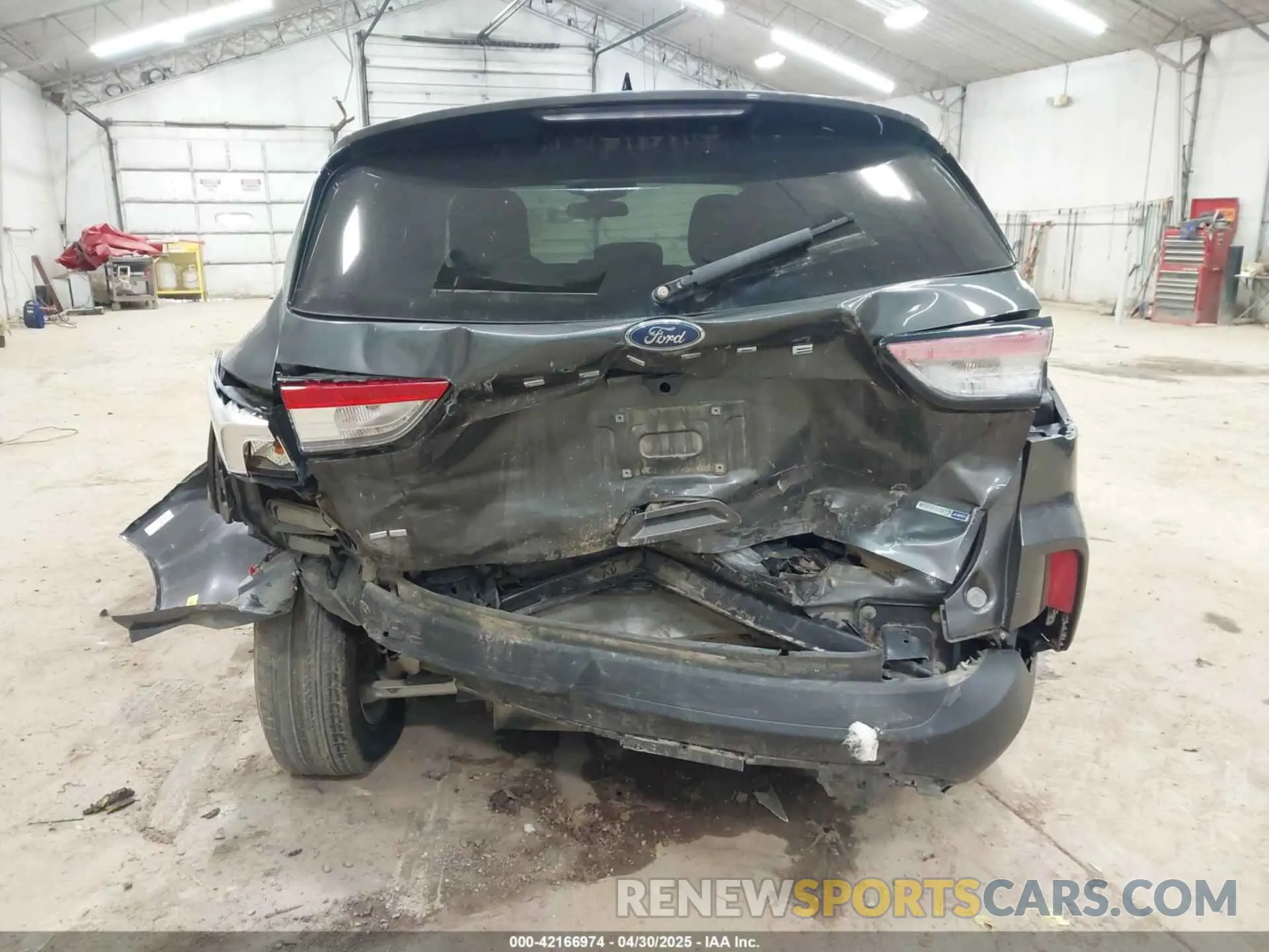 16 fotografías del automóvil dañado 1FMCU9G67LUA50211 FORD ESCAPE 2020