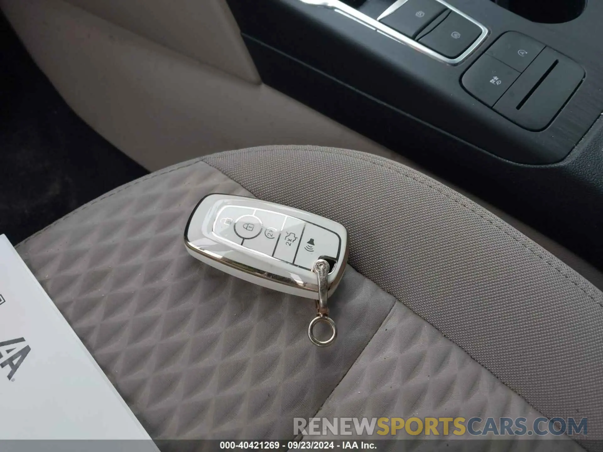 11 fotografías del automóvil dañado 1FMCU9G67LUA64867 FORD ESCAPE 2020