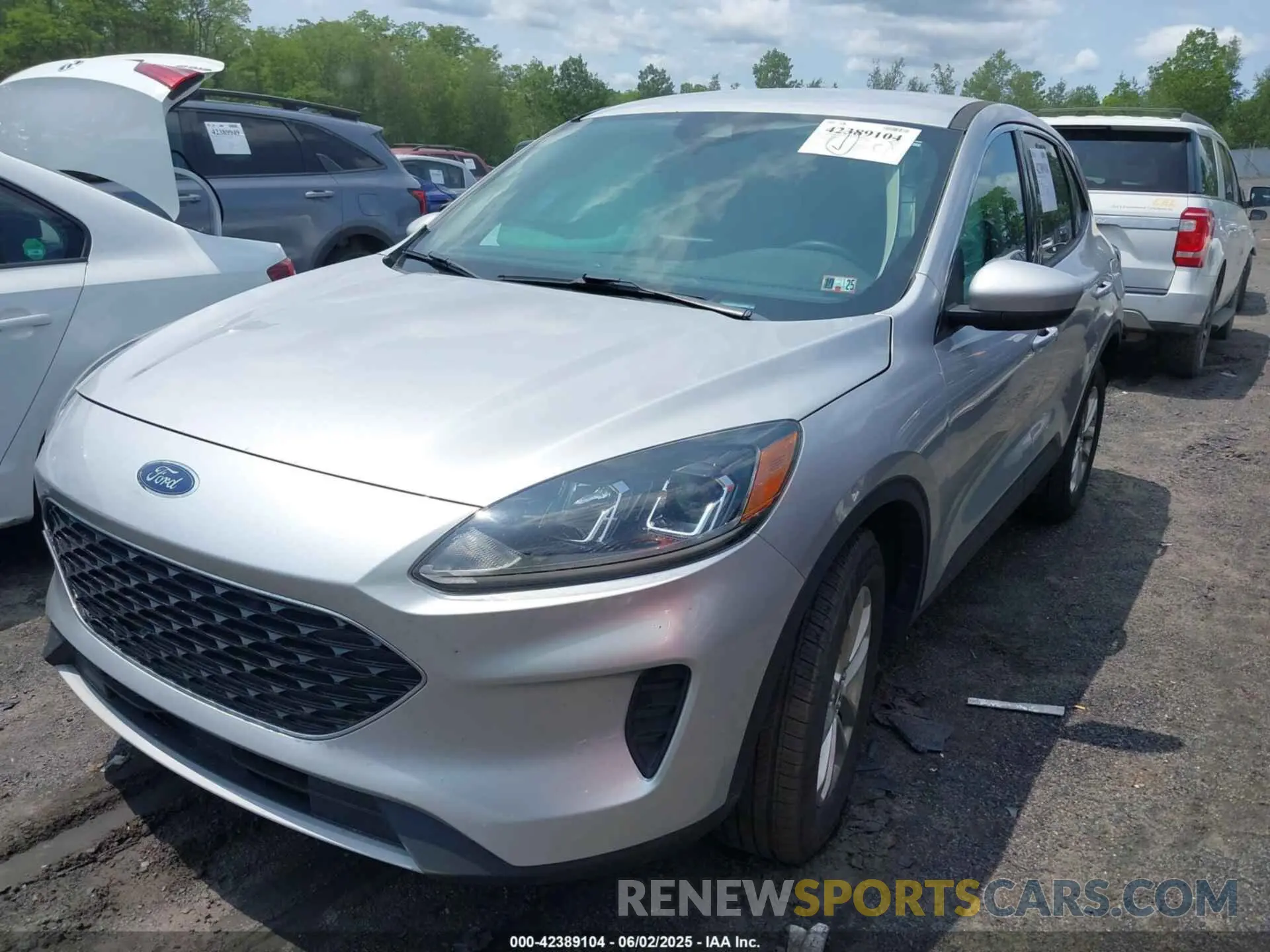 2 fotografías del automóvil dañado 1FMCU9G67LUA85265 FORD ESCAPE 2020