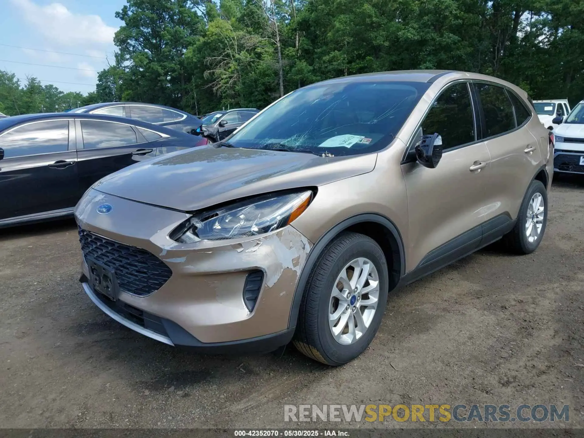 2 fotografías del automóvil dañado 1FMCU9G67LUA94600 FORD ESCAPE 2020