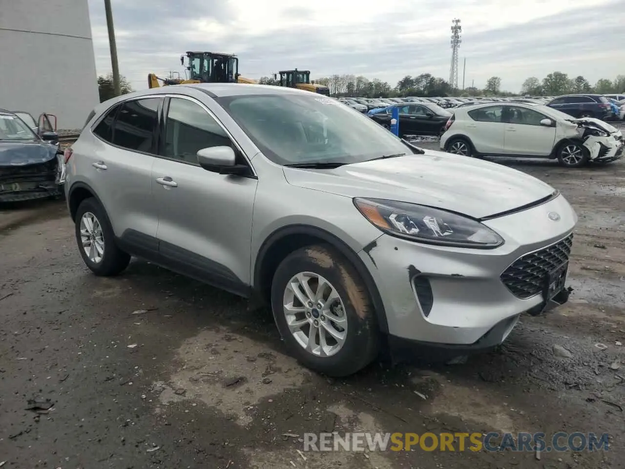 4 fotografías del automóvil dañado 1FMCU9G67LUA94757 FORD ESCAPE 2020
