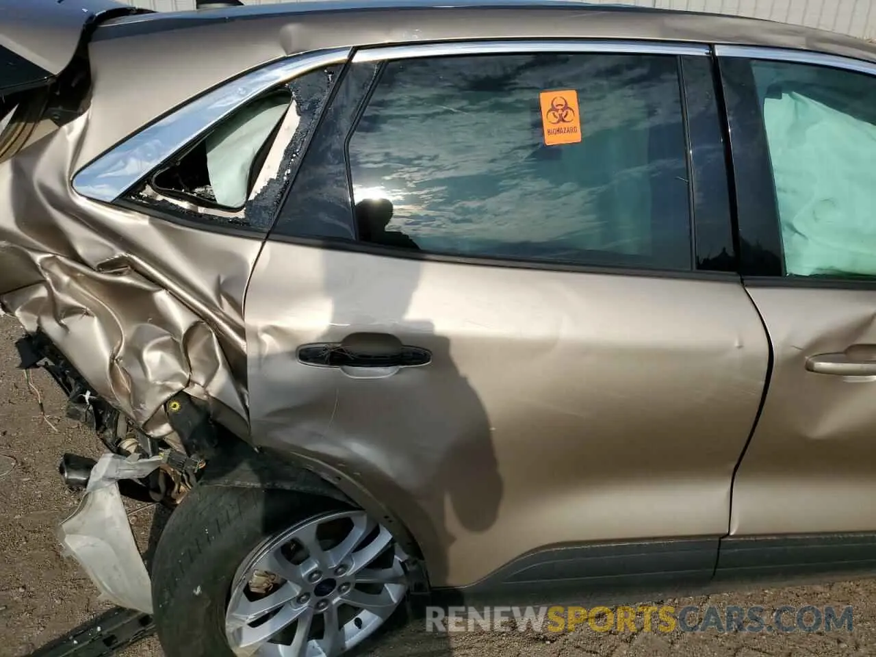 10 fotografías del automóvil dañado 1FMCU9G67LUB69375 FORD ESCAPE 2020