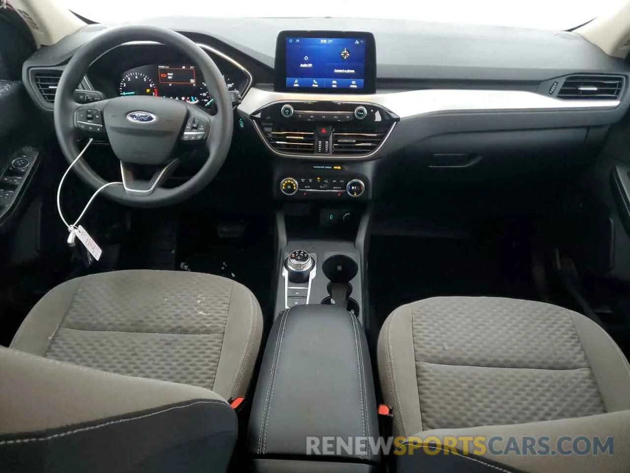 8 fotografías del automóvil dañado 1FMCU9G68LUA29898 FORD ESCAPE 2020