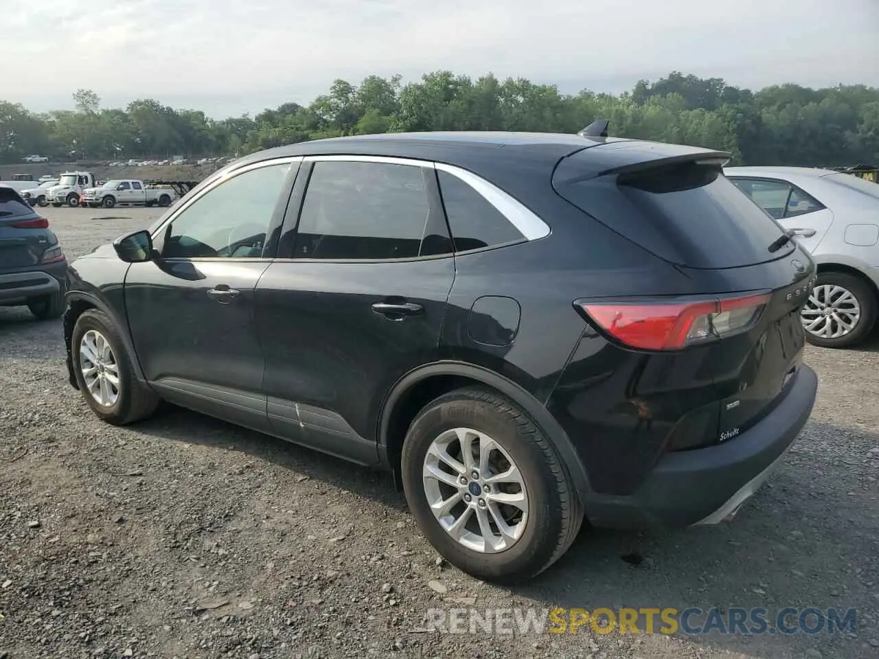2 fotografías del automóvil dañado 1FMCU9G68LUA65574 FORD ESCAPE 2020