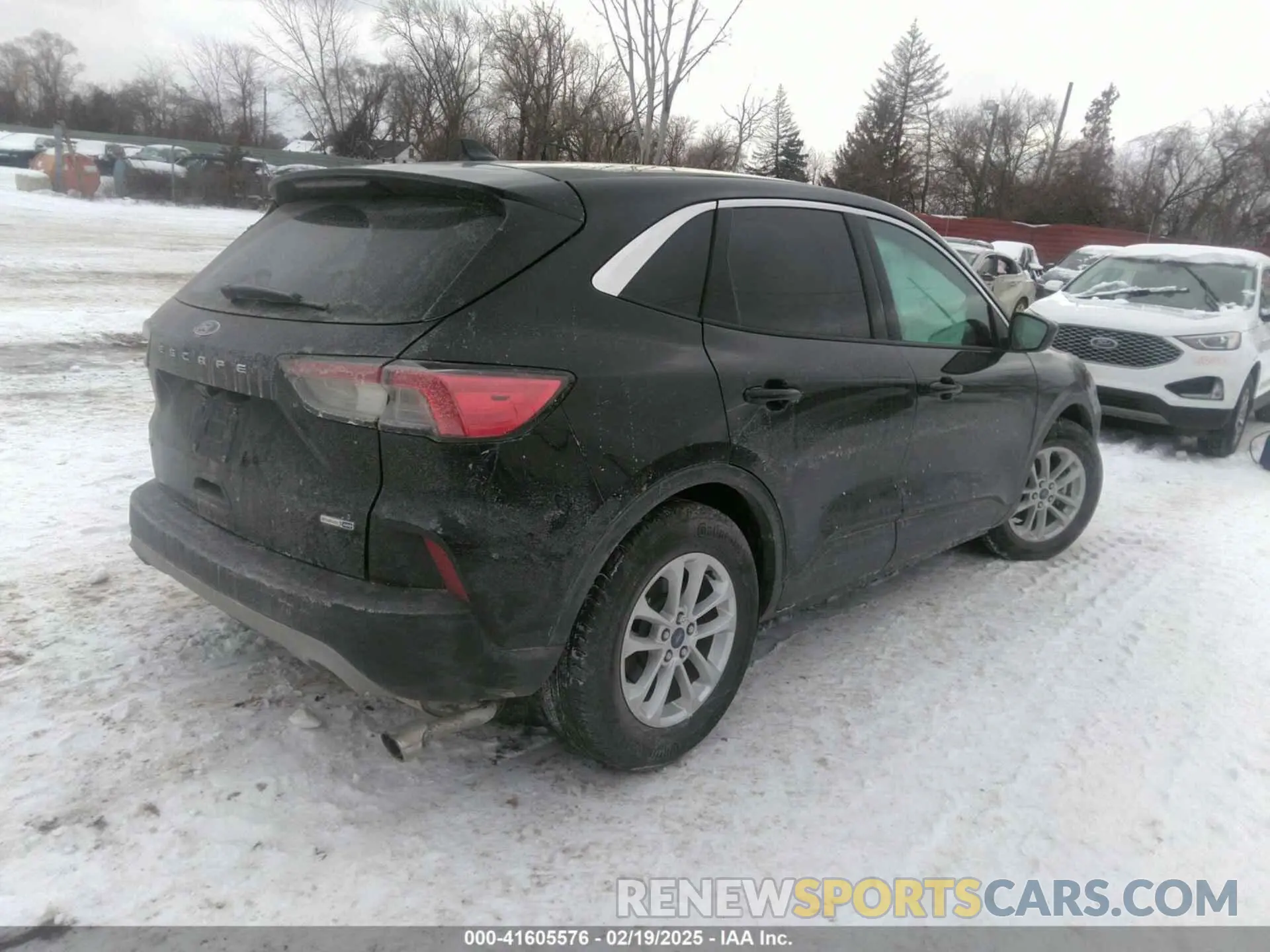4 fotografías del automóvil dañado 1FMCU9G68LUB64783 FORD ESCAPE 2020