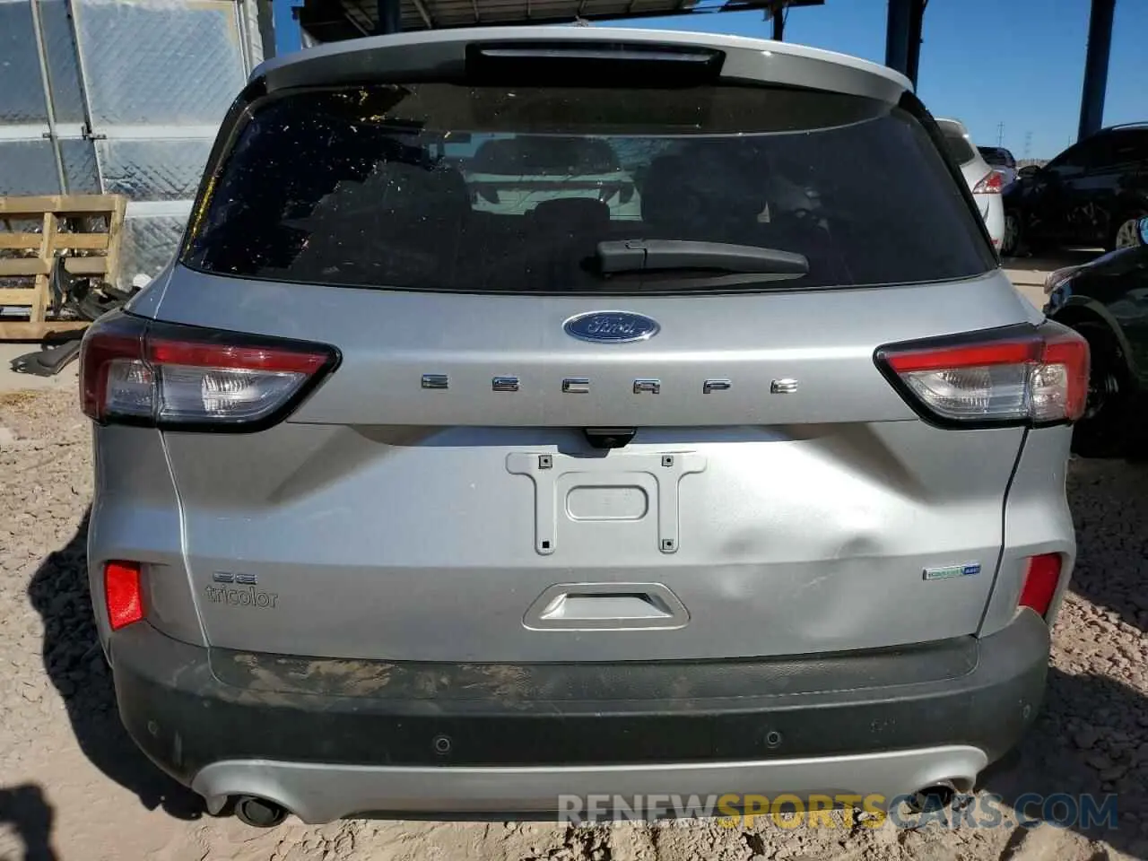 6 fotografías del automóvil dañado 1FMCU9G68LUB84189 FORD ESCAPE 2020