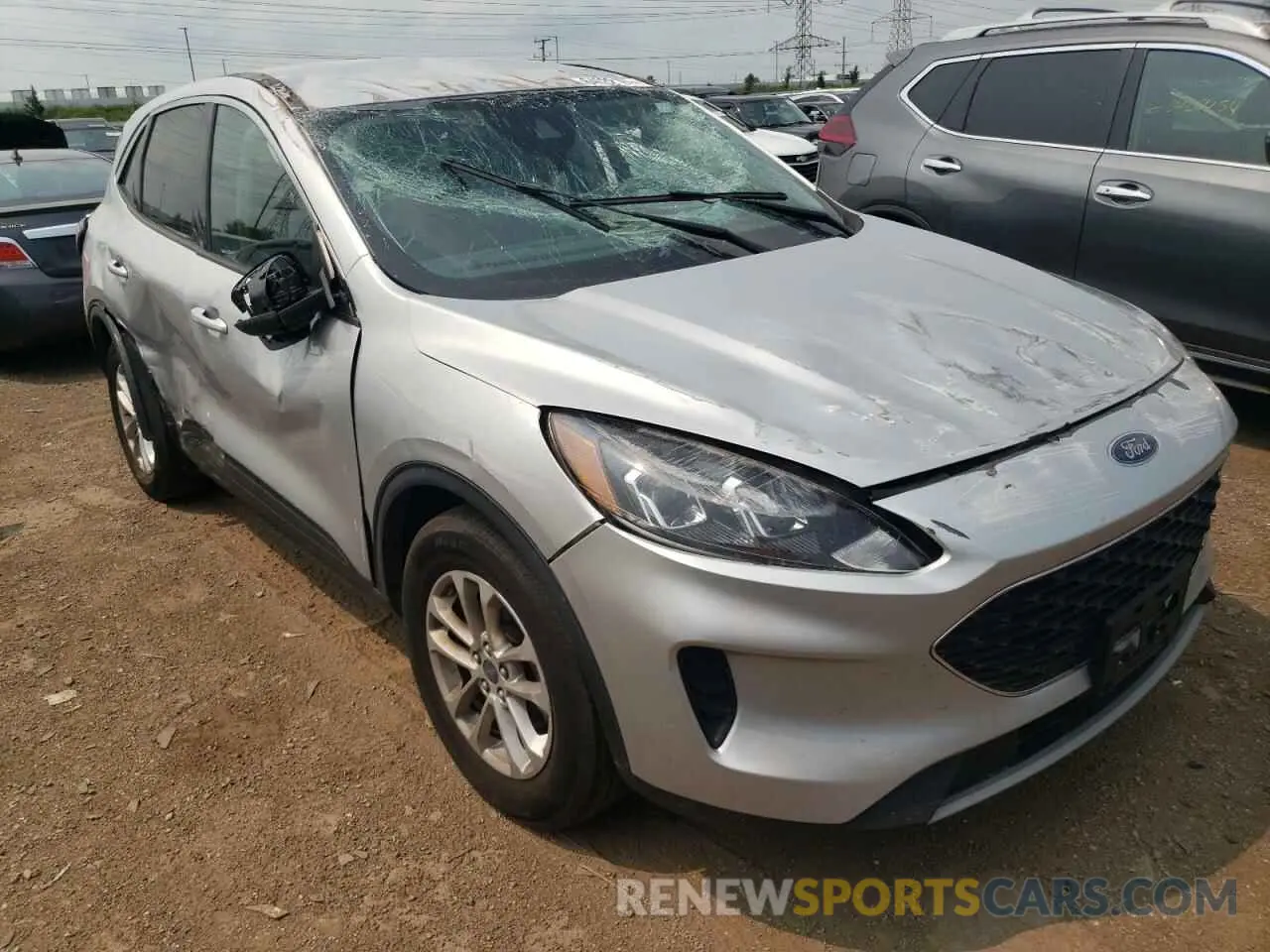 4 fotografías del automóvil dañado 1FMCU9G68LUC08085 FORD ESCAPE 2020