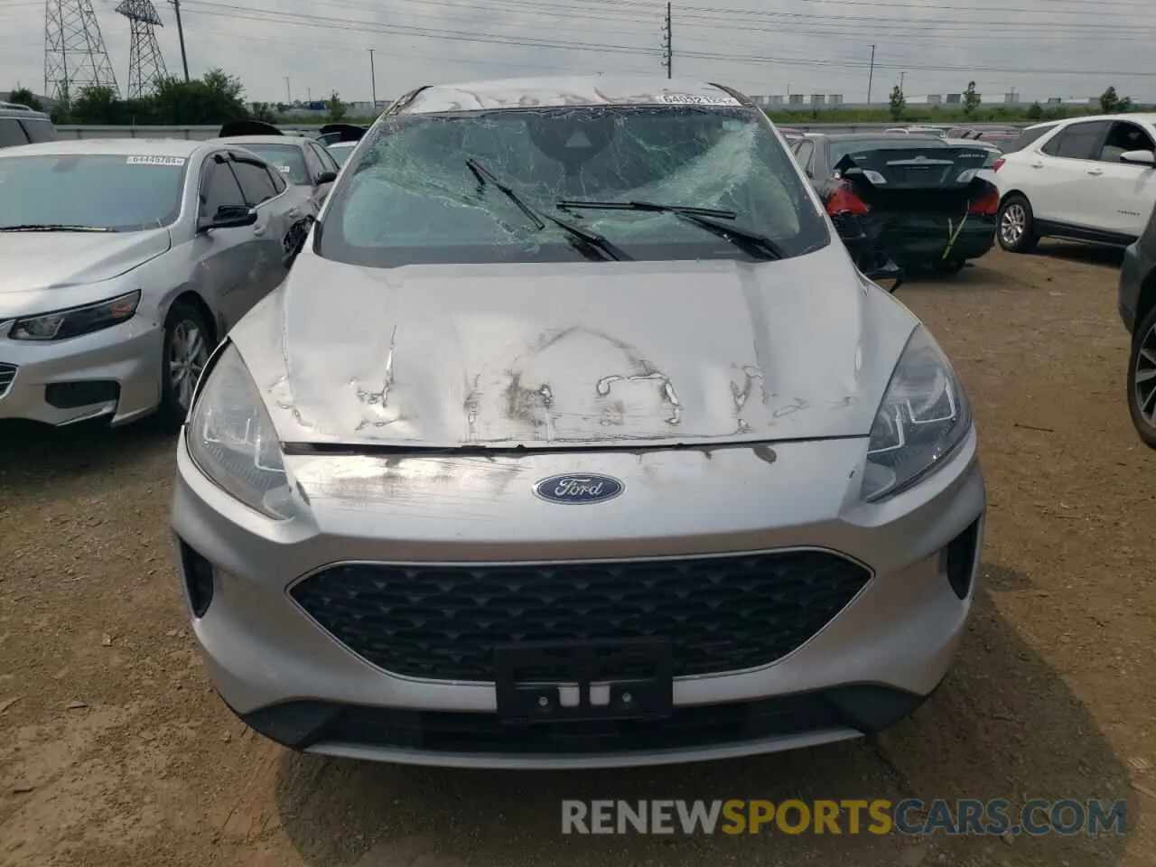 5 fotografías del automóvil dañado 1FMCU9G68LUC08085 FORD ESCAPE 2020