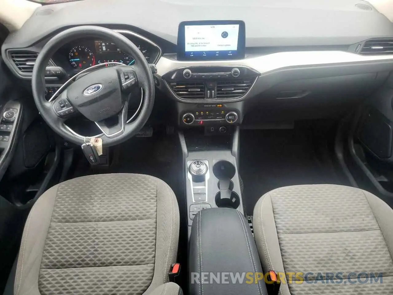 8 fotografías del automóvil dañado 1FMCU9G68LUC36940 FORD ESCAPE 2020