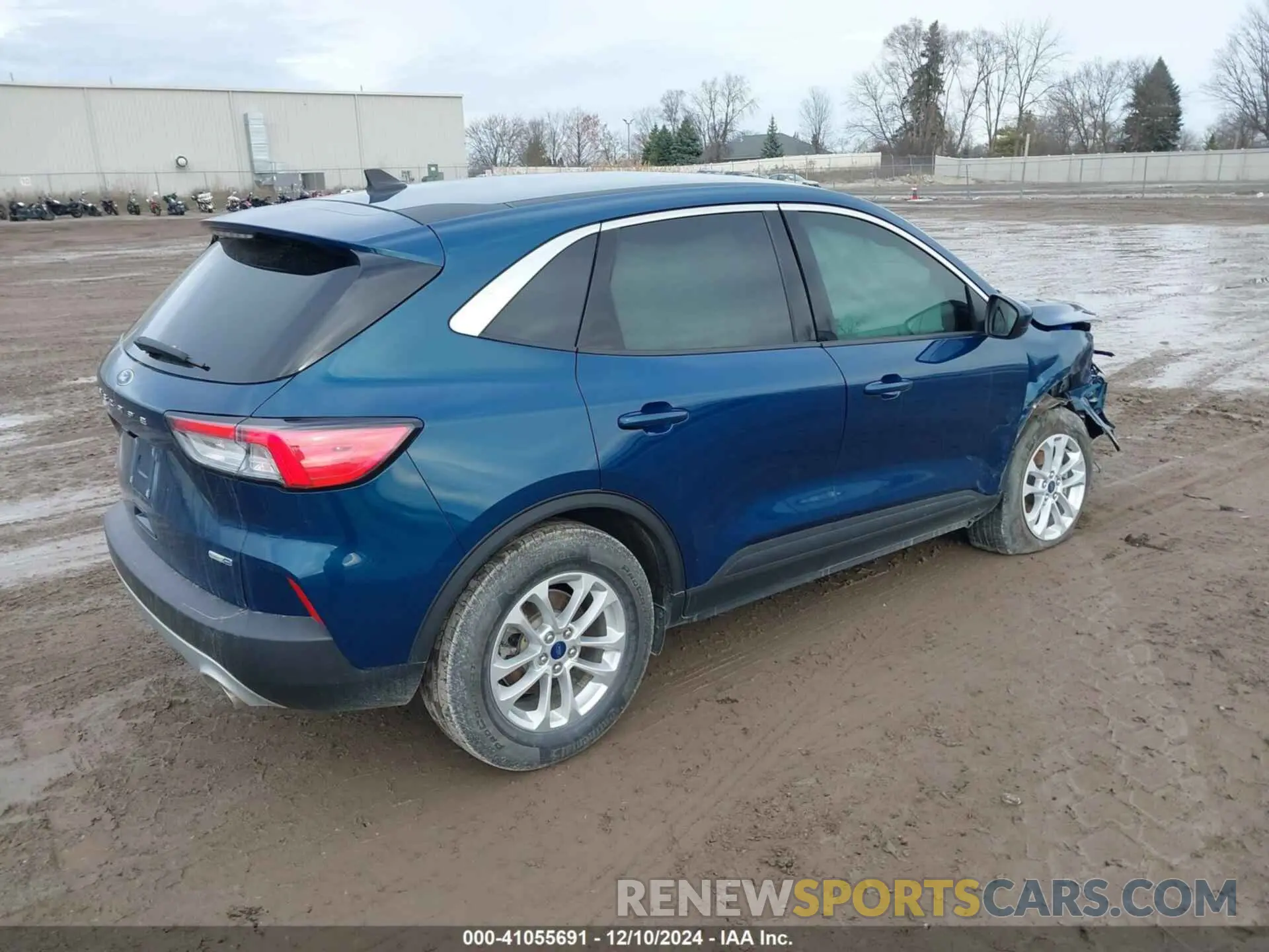 4 fotografías del automóvil dañado 1FMCU9G68LUC39367 FORD ESCAPE 2020