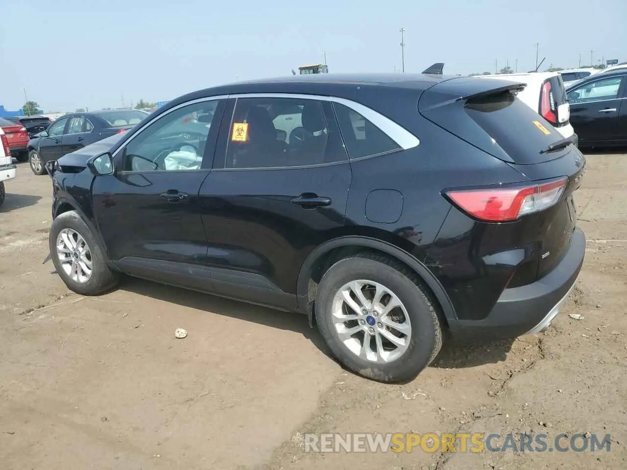 2 fotografías del automóvil dañado 1FMCU9G68LUC42639 FORD ESCAPE 2020