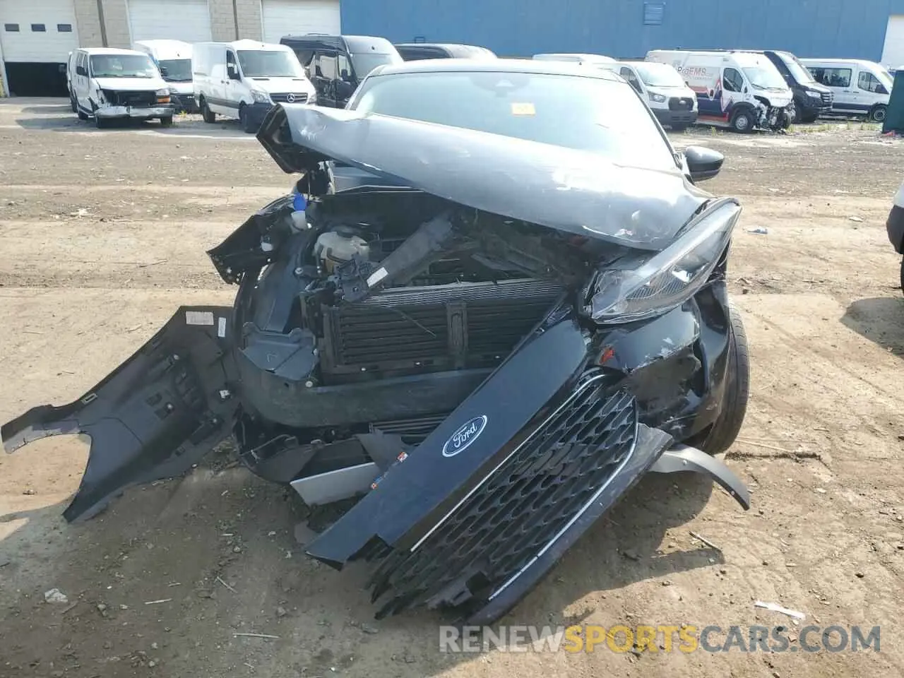 5 fotografías del automóvil dañado 1FMCU9G68LUC42639 FORD ESCAPE 2020