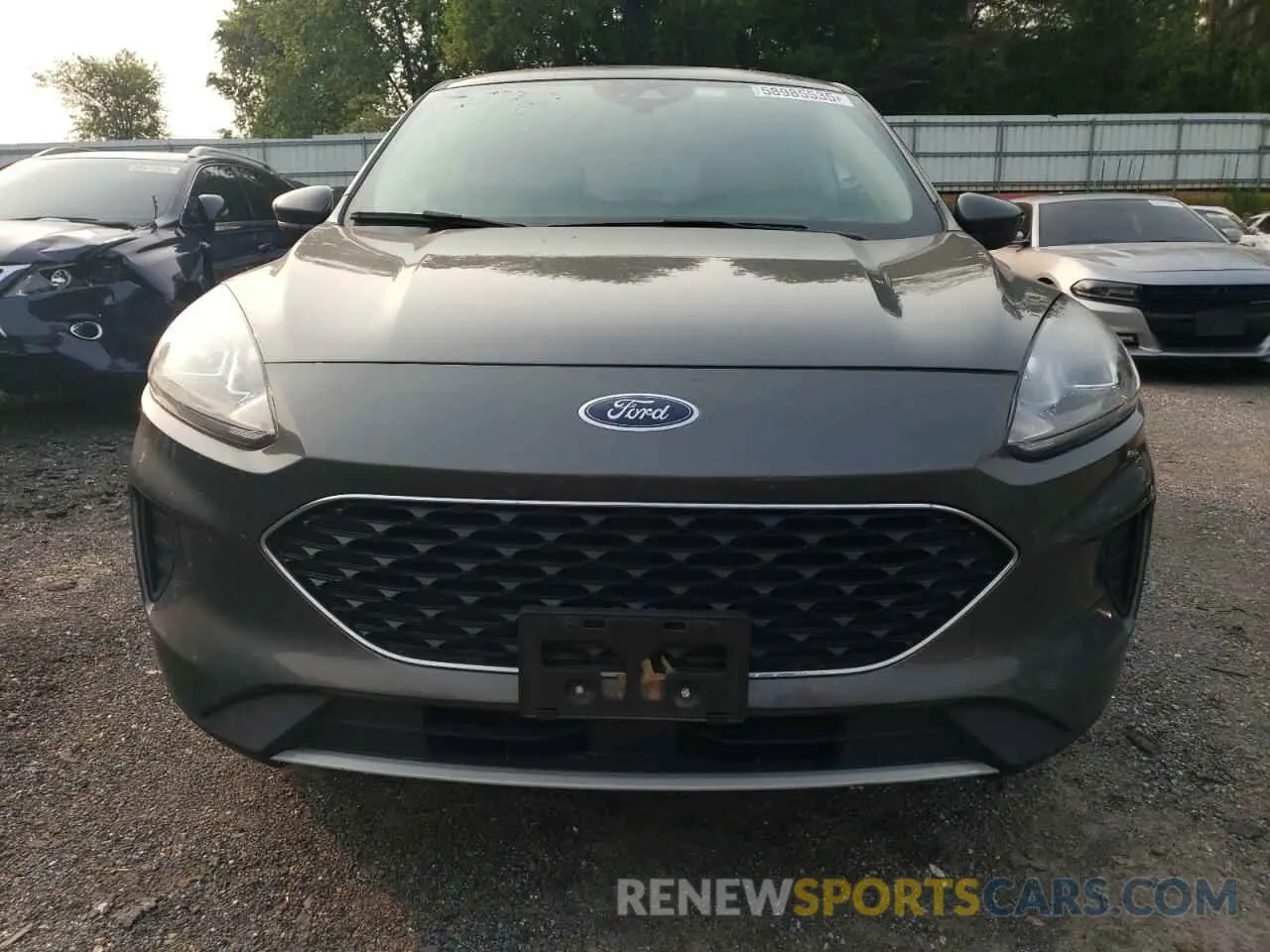 5 fotografías del automóvil dañado 1FMCU9G69LUA20482 FORD ESCAPE 2020