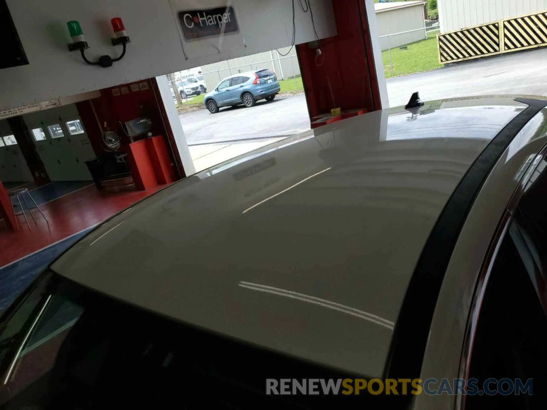 4 fotografías del automóvil dañado 1FMCU9G69LUA82500 FORD ESCAPE 2020