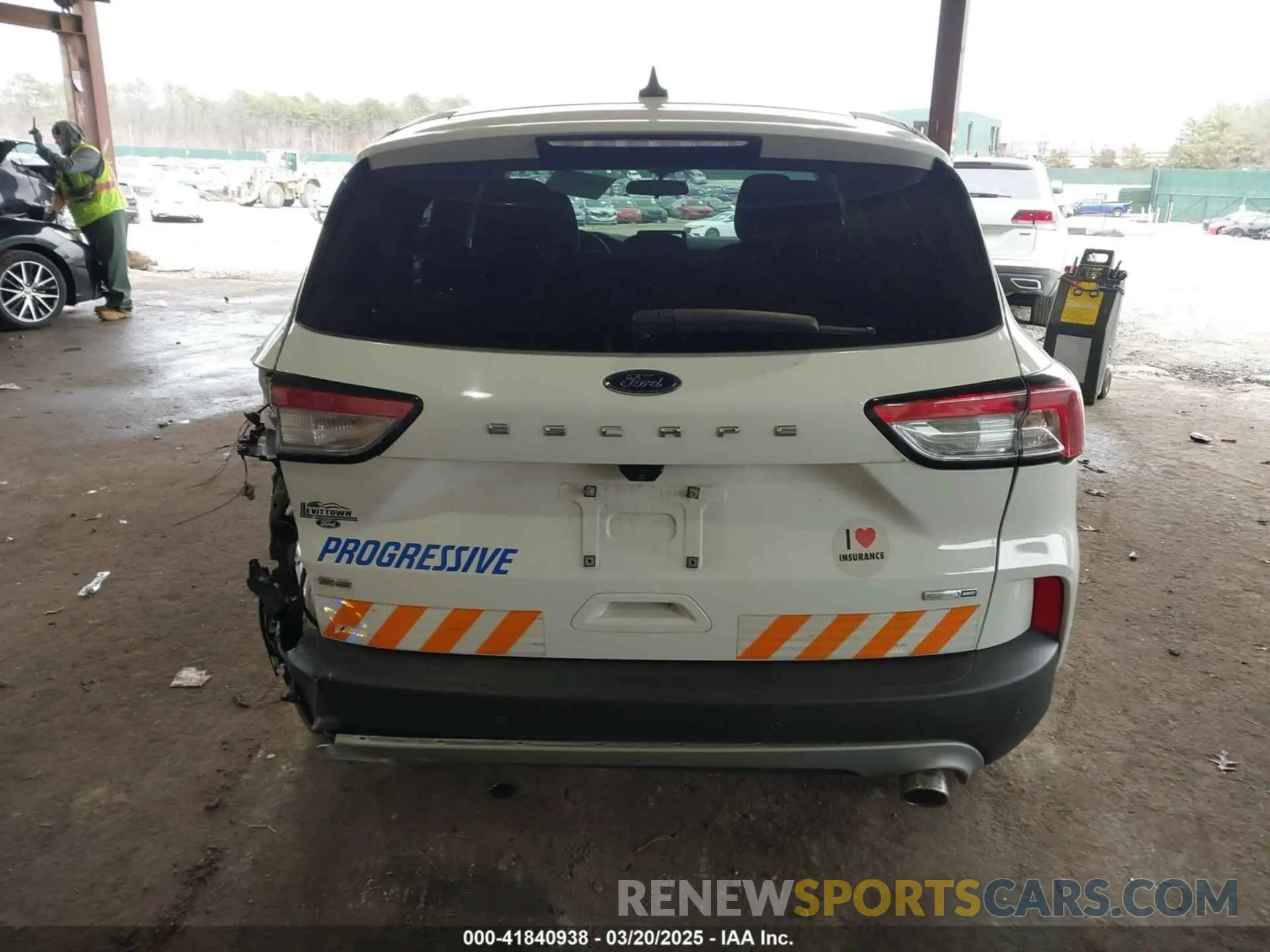 17 fotografías del automóvil dañado 1FMCU9G69LUB14815 FORD ESCAPE 2020
