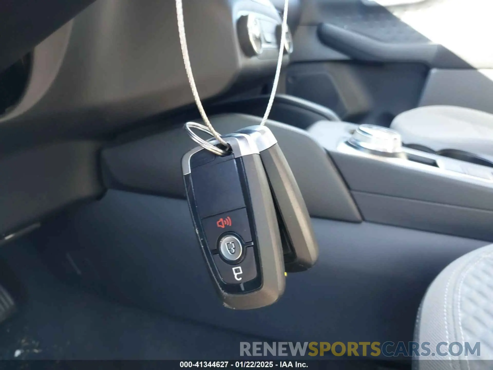 11 fotografías del automóvil dañado 1FMCU9G69LUB28875 FORD ESCAPE 2020