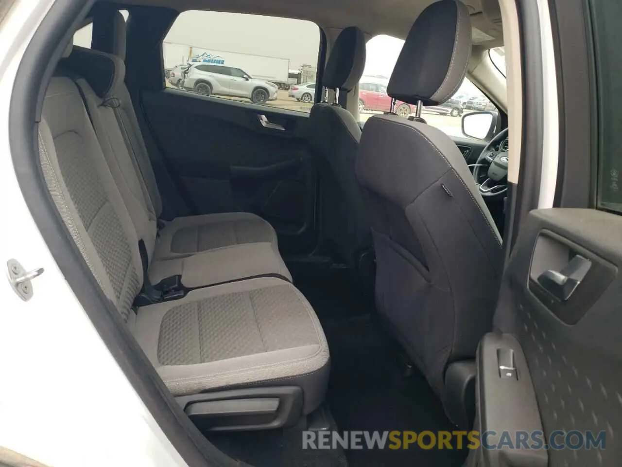 11 fotografías del automóvil dañado 1FMCU9G69LUB66381 FORD ESCAPE 2020