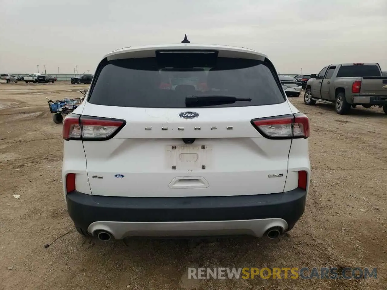 6 fotografías del automóvil dañado 1FMCU9G69LUB66381 FORD ESCAPE 2020