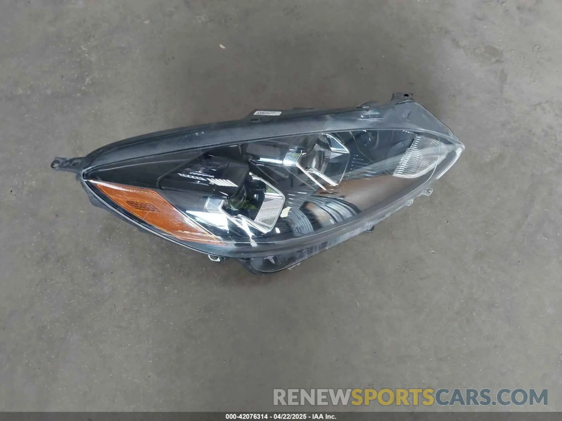 12 fotografías del automóvil dañado 1FMCU9G69LUB69426 FORD ESCAPE 2020