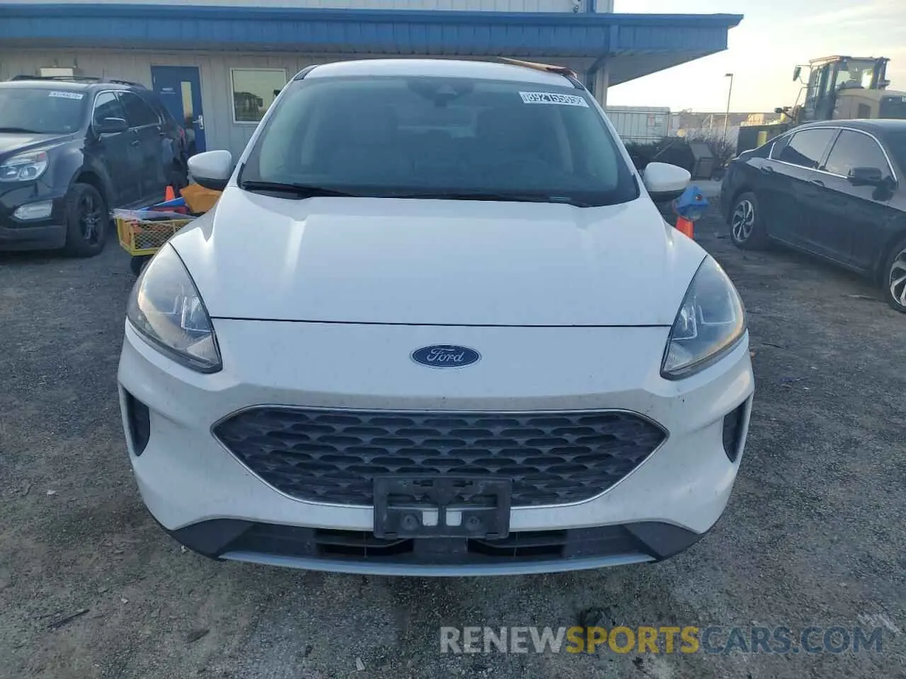 5 fotografías del automóvil dañado 1FMCU9G69LUC02425 FORD ESCAPE 2020