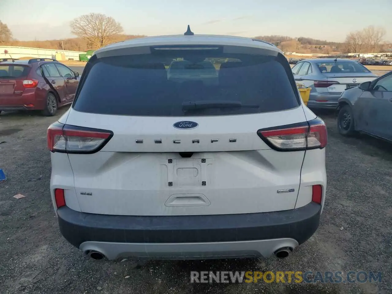 6 fotografías del automóvil dañado 1FMCU9G69LUC02425 FORD ESCAPE 2020