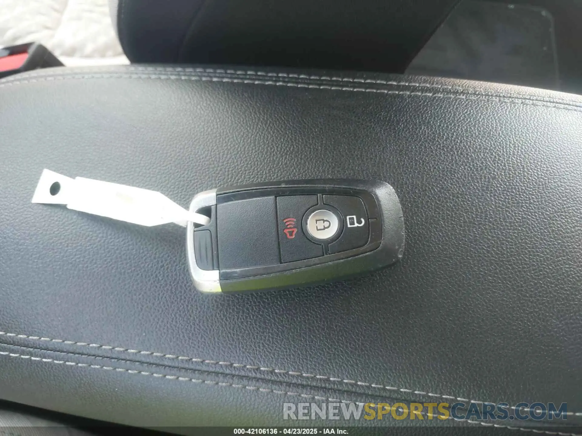 11 fotografías del automóvil dañado 1FMCU9G6XLUA25108 FORD ESCAPE 2020