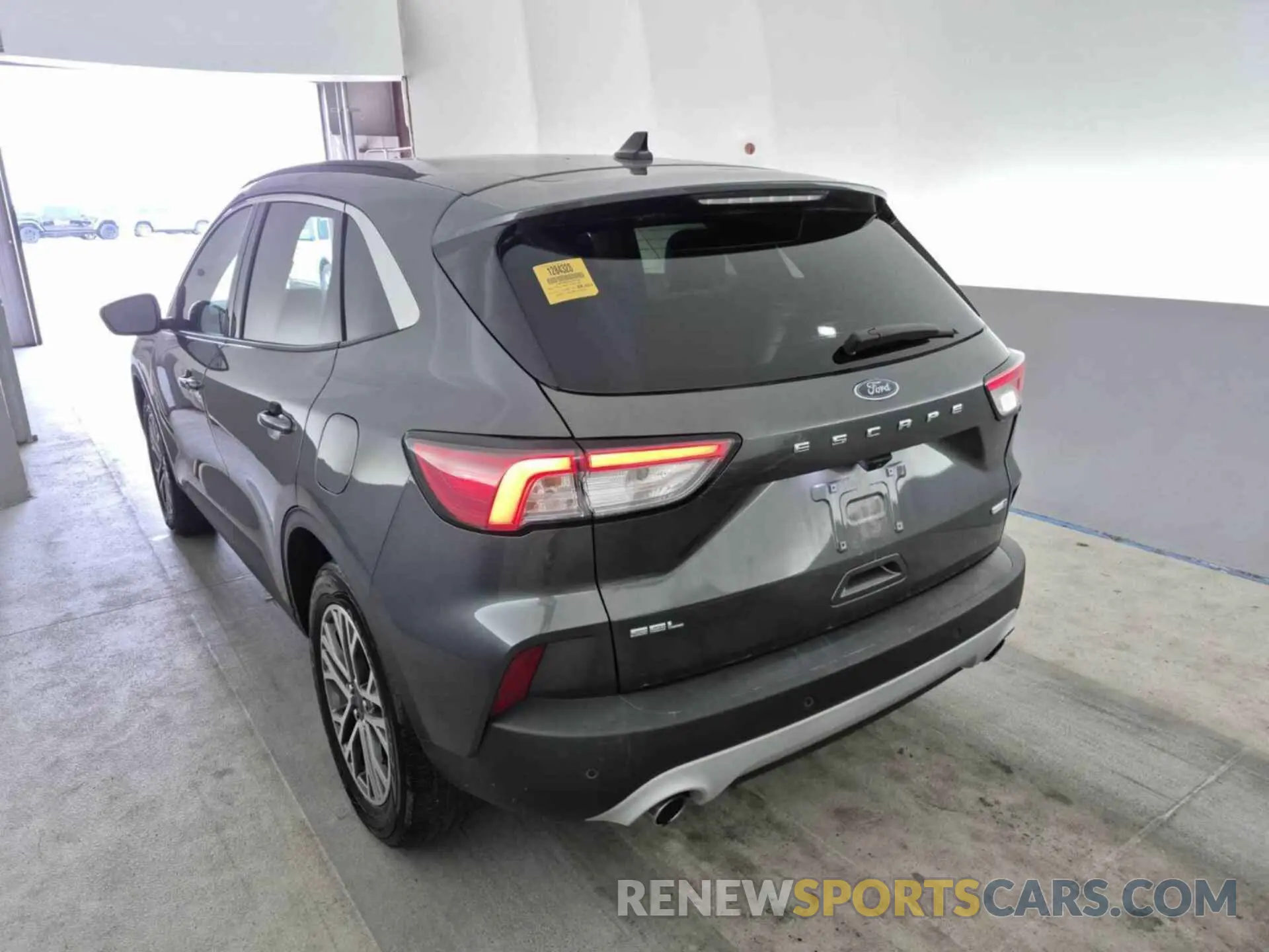 19 fotografías del automóvil dañado 1FMCU9H60LUA82545 FORD ESCAPE 2020