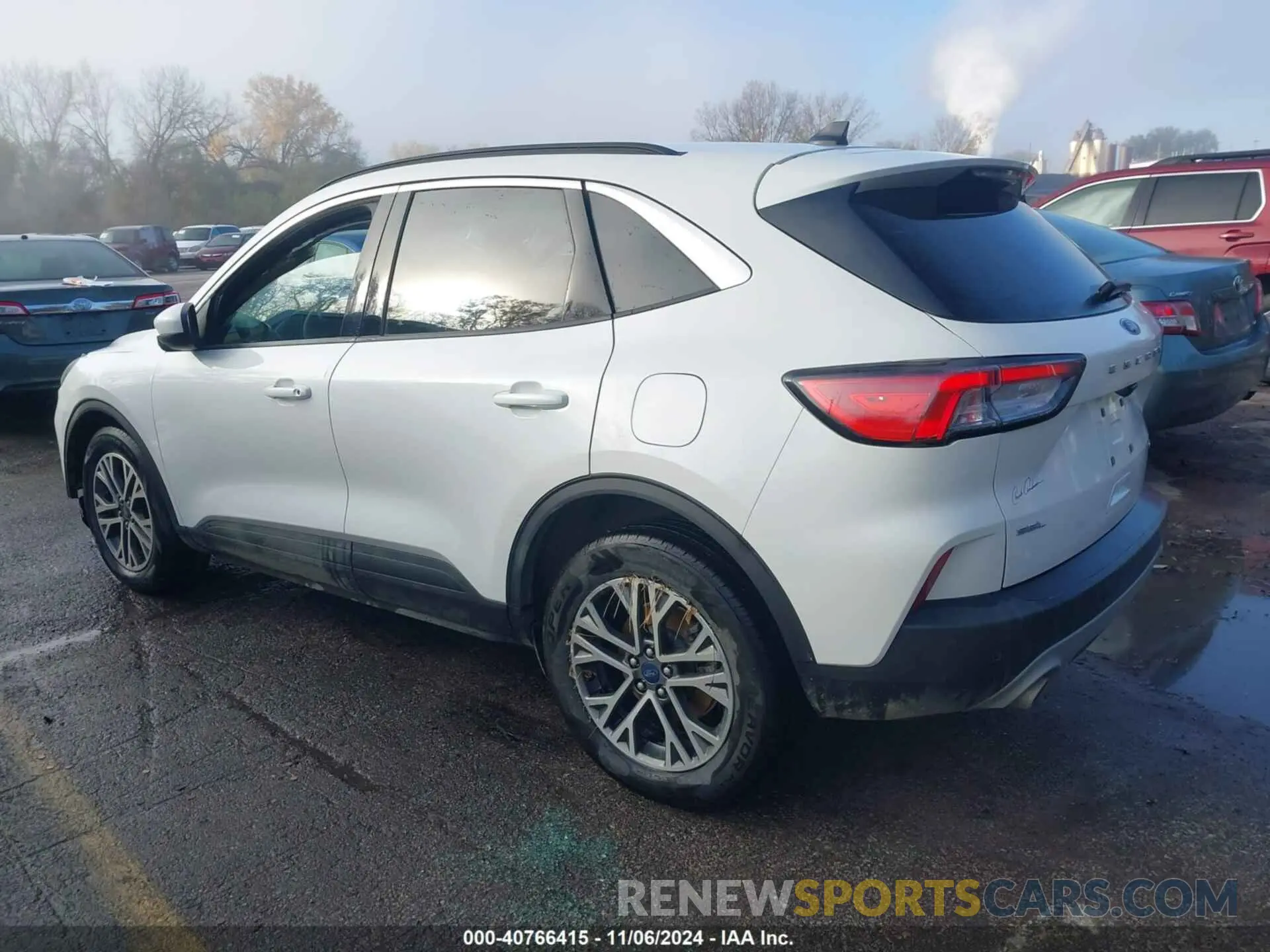 3 fotografías del automóvil dañado 1FMCU9H62LUA55640 FORD ESCAPE 2020