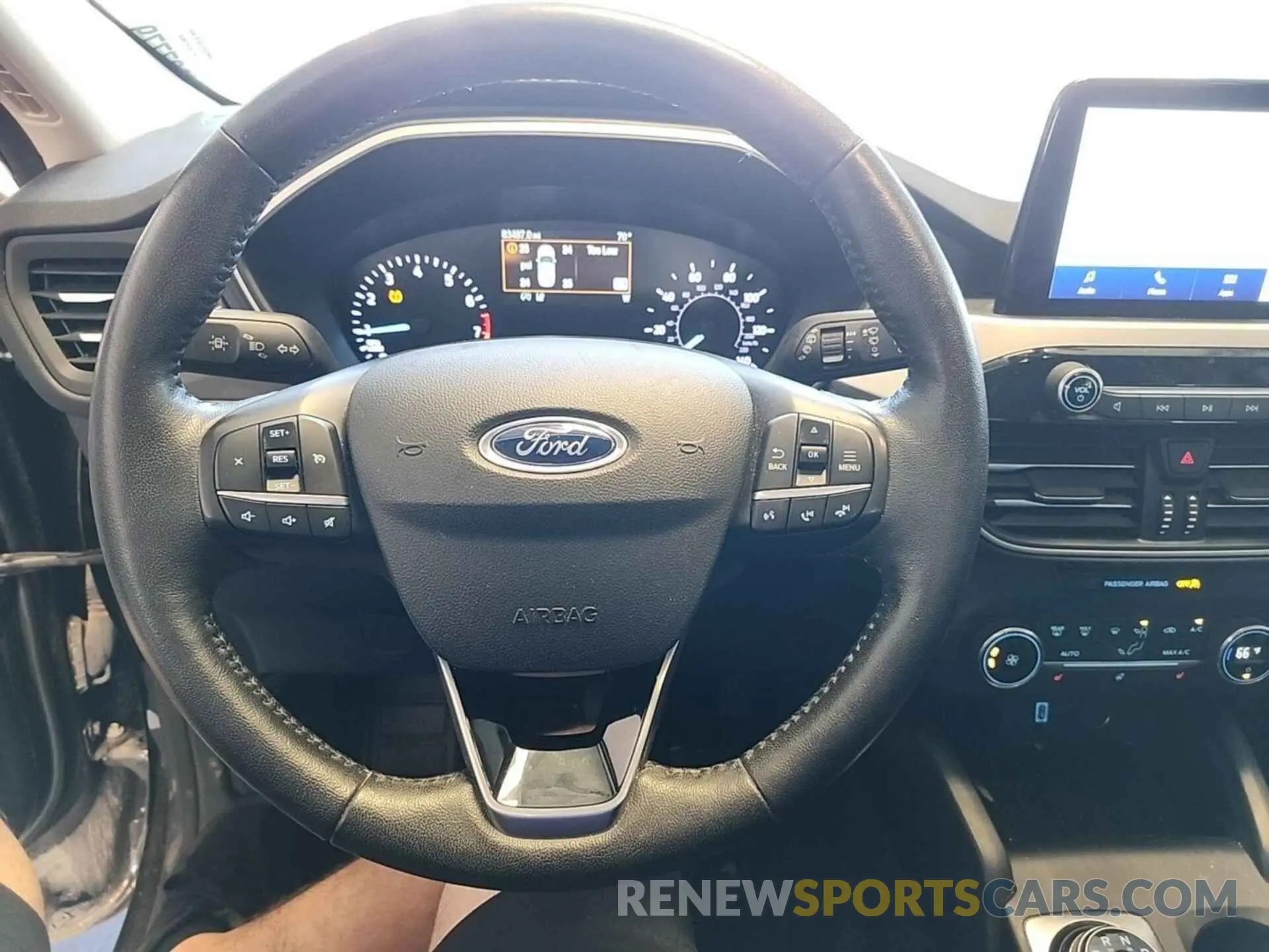 19 fotografías del automóvil dañado 1FMCU9H62LUB14895 FORD ESCAPE 2020