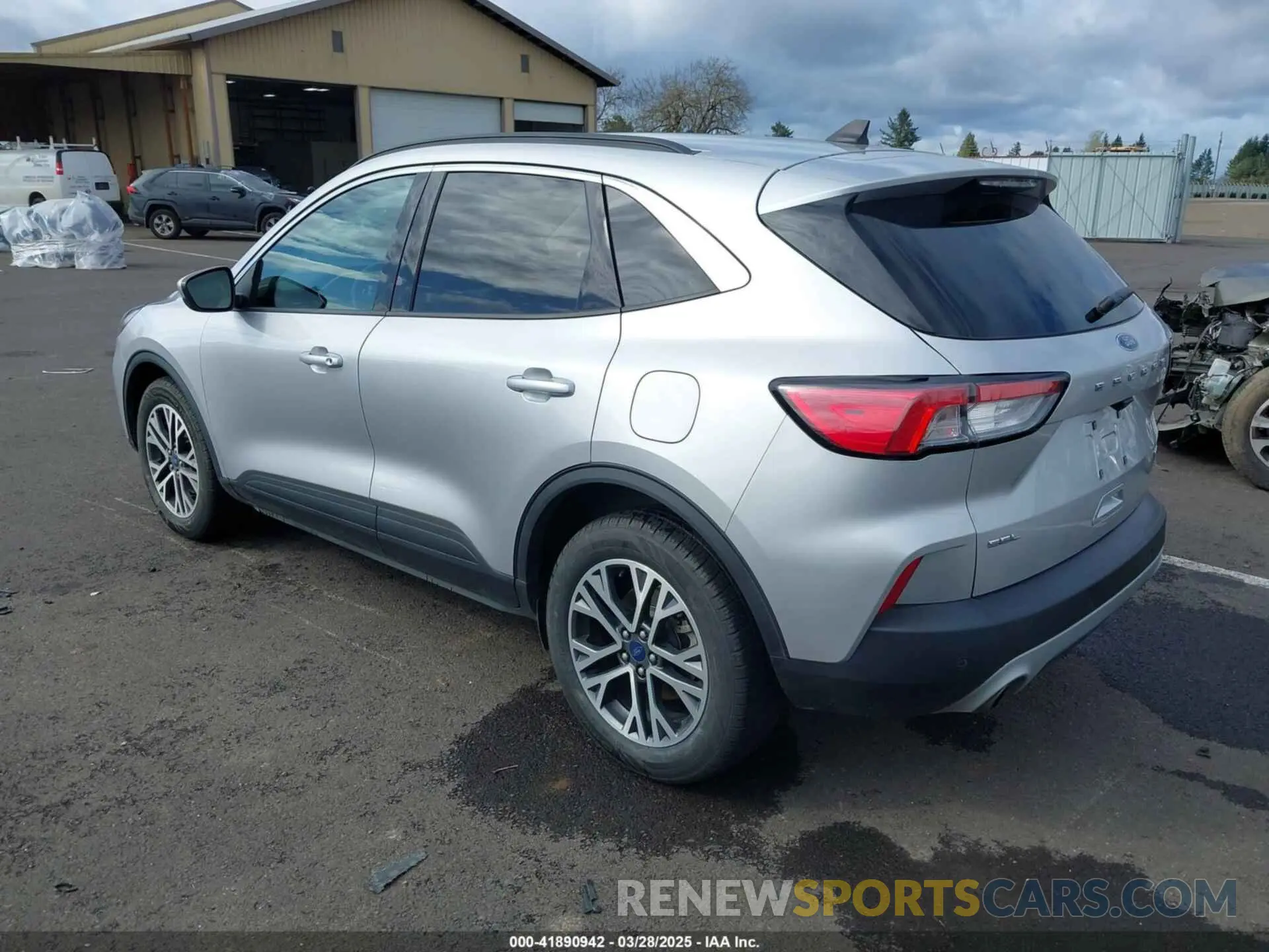 3 fotografías del automóvil dañado 1FMCU9H62LUB17067 FORD ESCAPE 2020