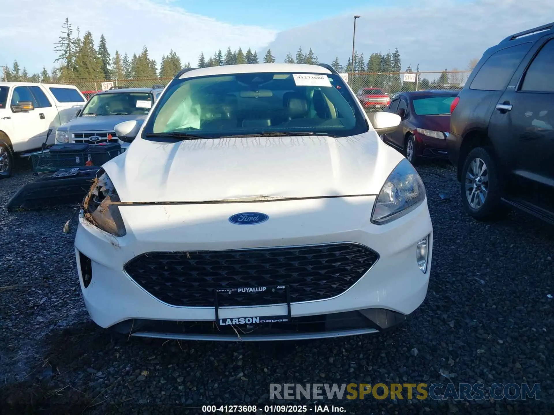 13 fotografías del automóvil dañado 1FMCU9H62LUB26979 FORD ESCAPE 2020